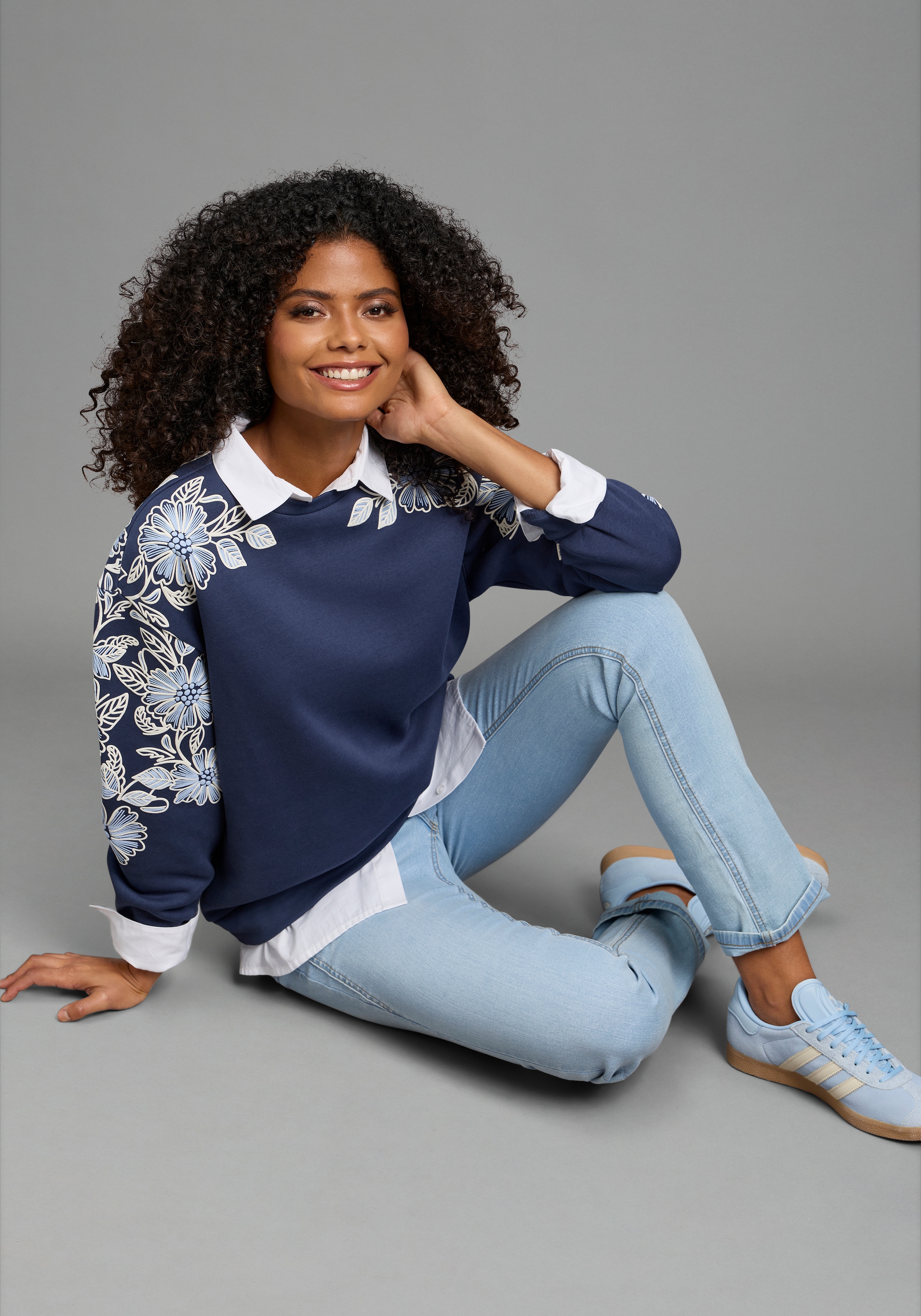 Laura Scott Sweatshirt , mit floralem, plastischen Druck
