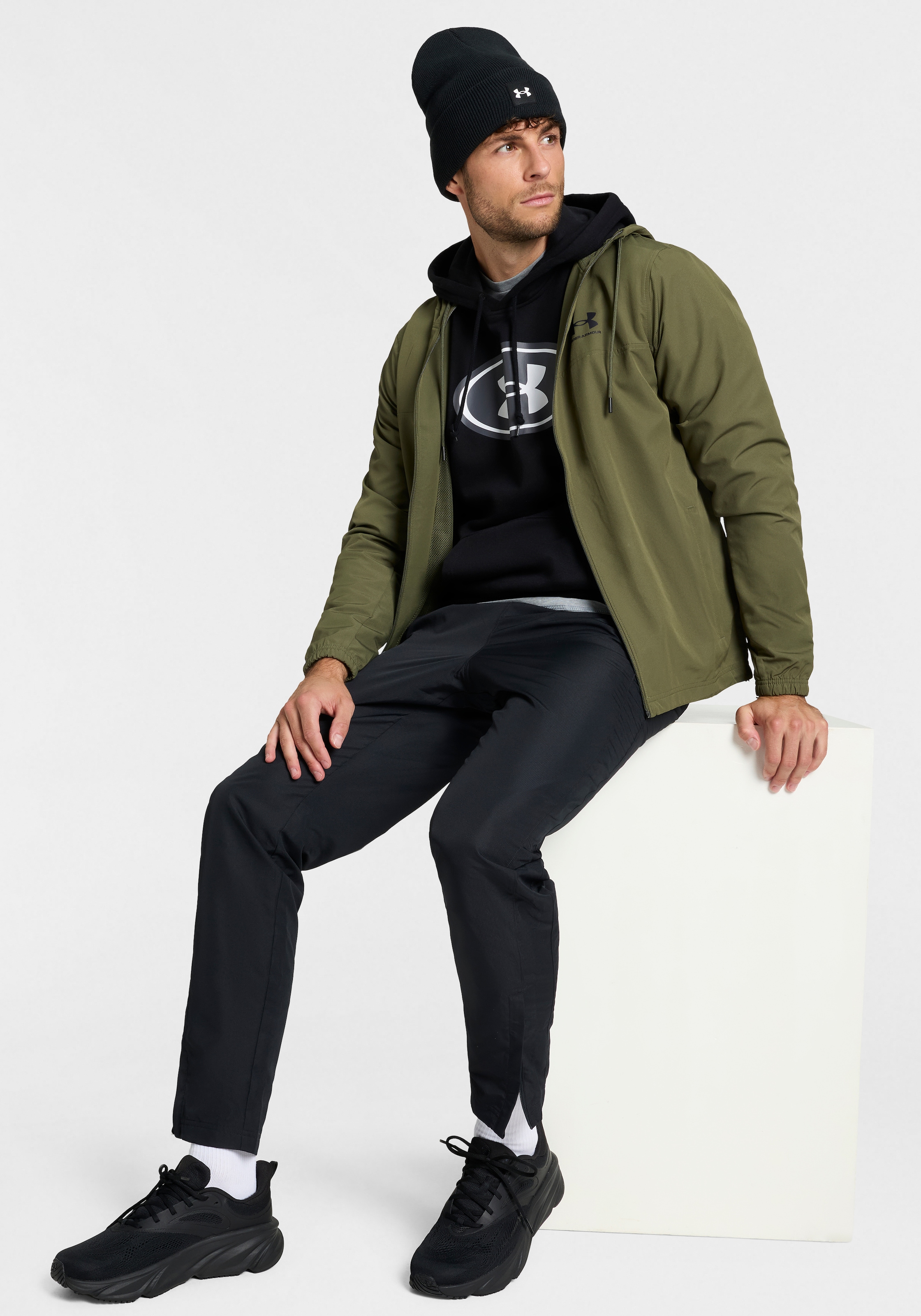 Under Armour® Trainingshose »UA RIVAL WVN WINDBREAKER PNT«  für vielseitige Aktivitäten, für Sportmode und aktive Freizeit