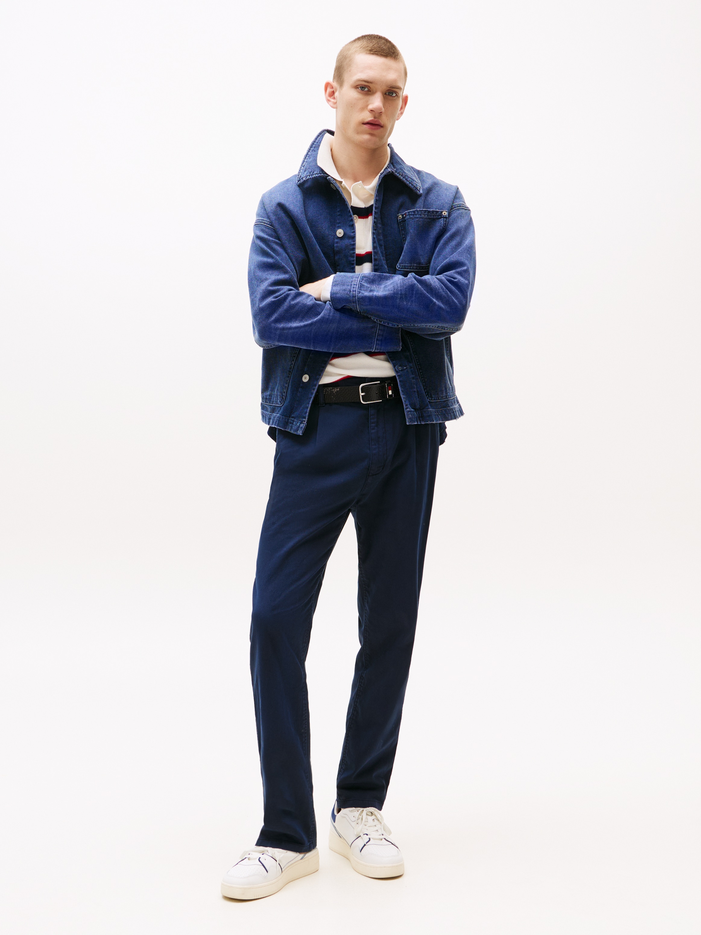 Tommy Jeans Stoffhose »TJM ISAAC LIGHT COTTON PANTS«, Mit Gürtelschlaufen