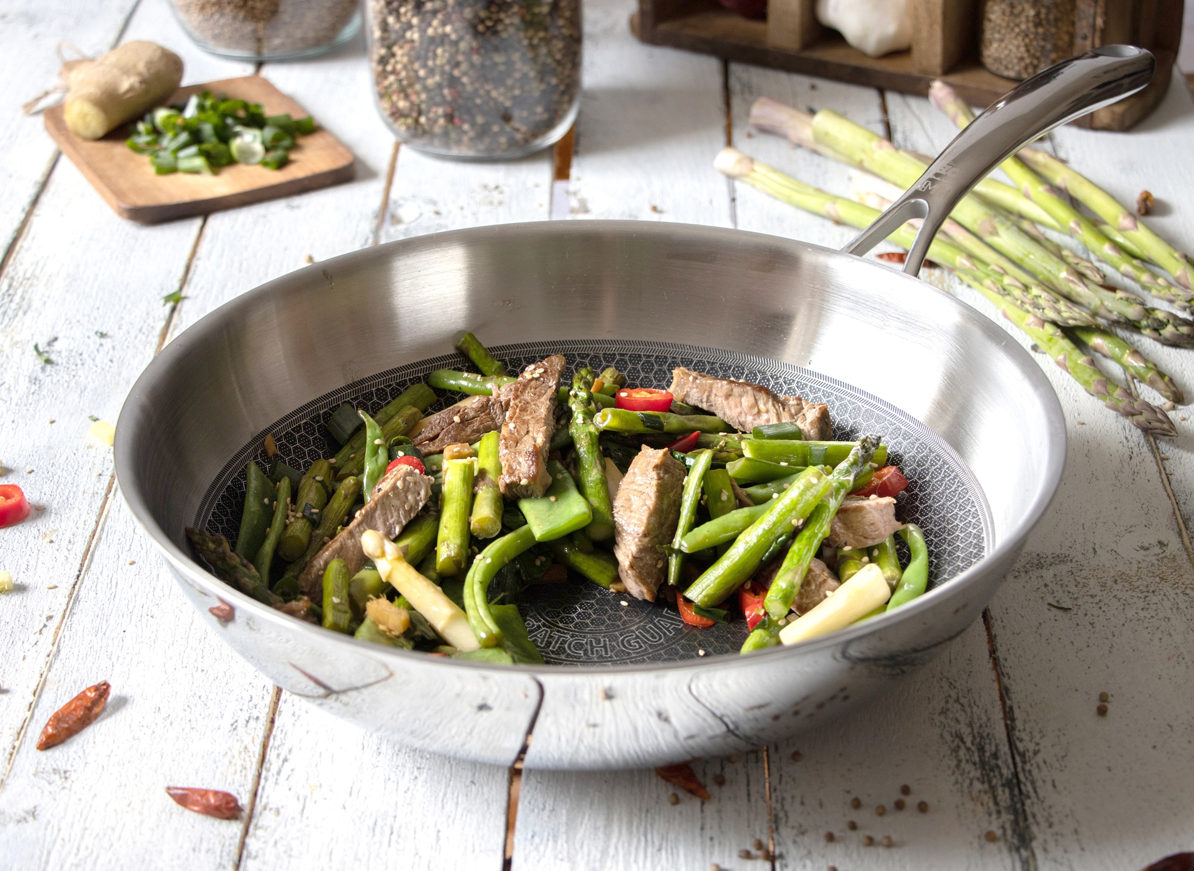 Elo Premium Wok »Relief Evolution Wokpfanne« Edelstahl 18/10 1 tlg. tlg. durchgehender Aluminium-Kern, außen magnetischer Edelstahl