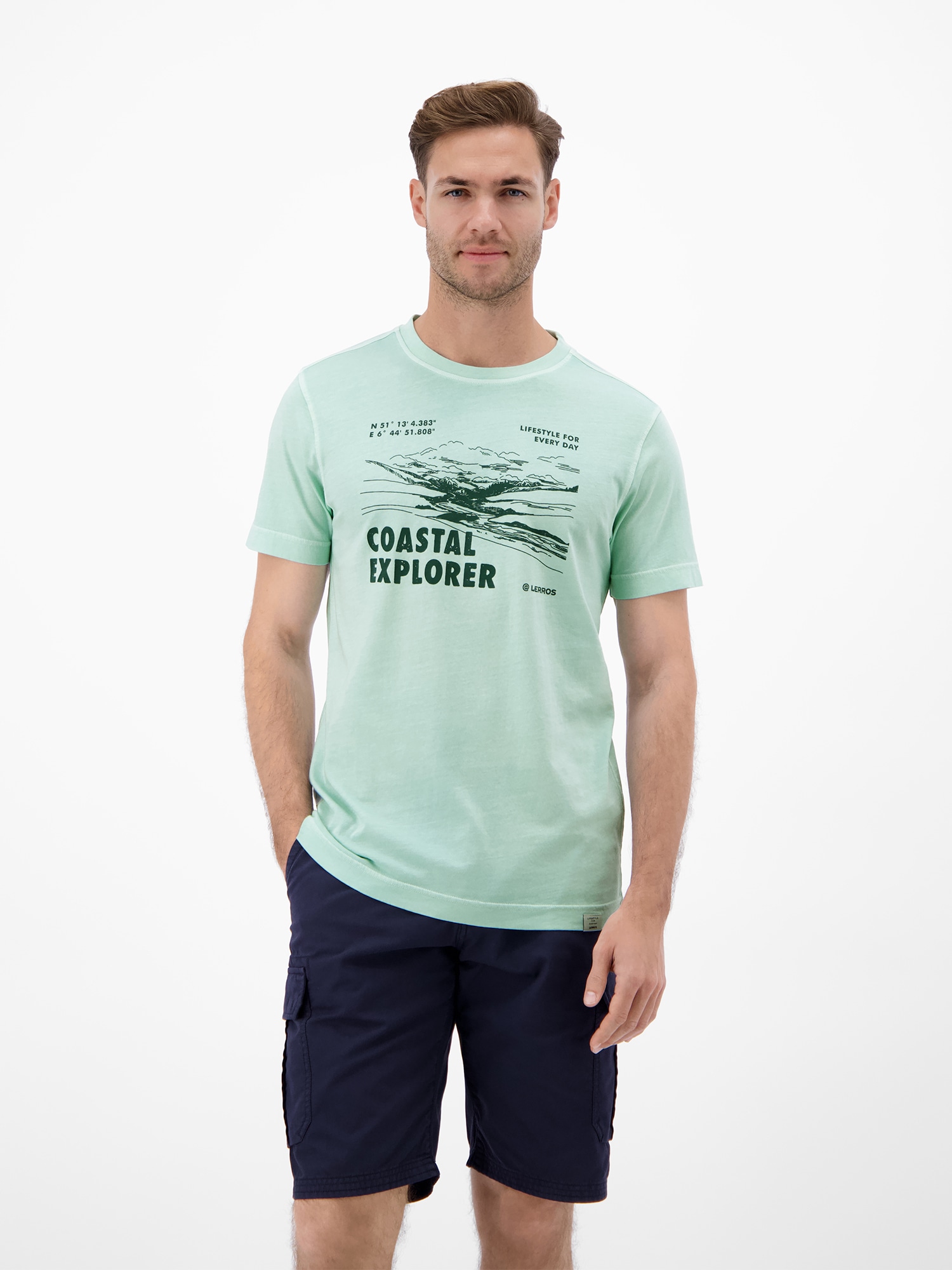 LERROS T-Shirt »T-Shirt mit O-Neck und Frontprint«