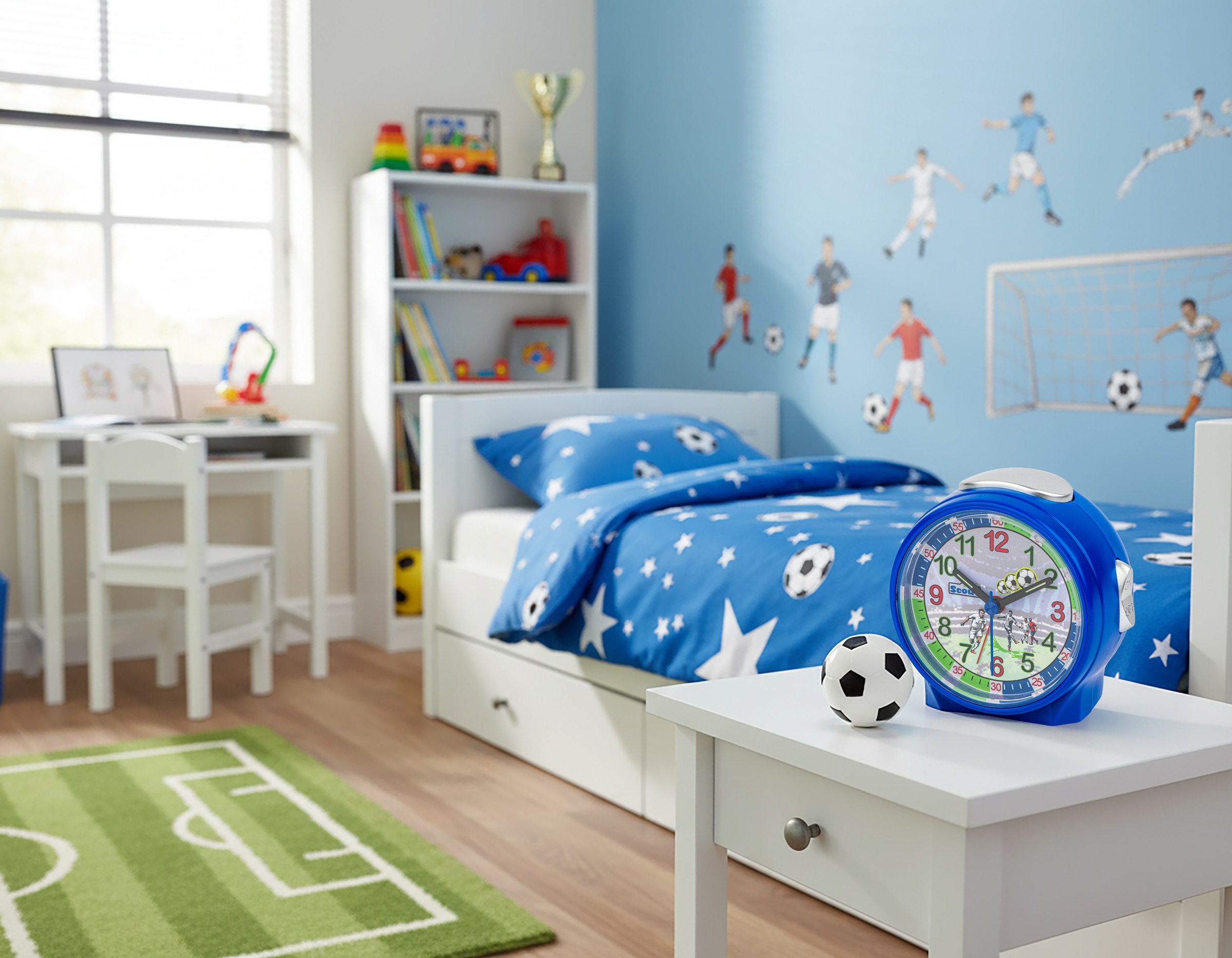 Scout Kinderwecker »Fußballwecker, Friends, 280001033« Quarzwecker, Lernwecker, Geschenkidee, Geburtstag, Schulanfang
