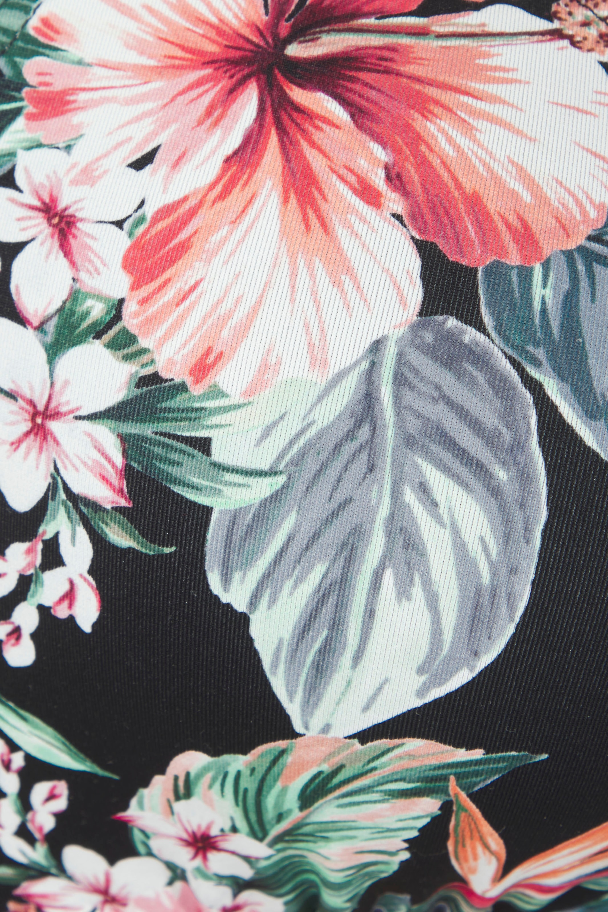 LASCANA Triangel-Bikini-Top »Salsa«, mit Zierring und tollem Blumenprint