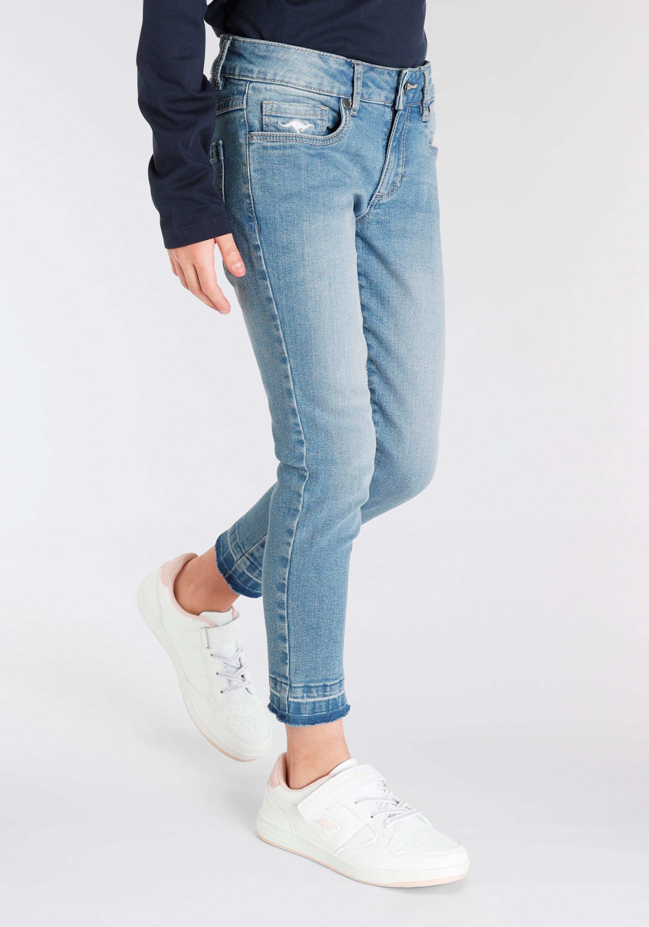 KangaROOS 7/8-Jeans », im Bund verstellbar«, und kleiner Stickerei