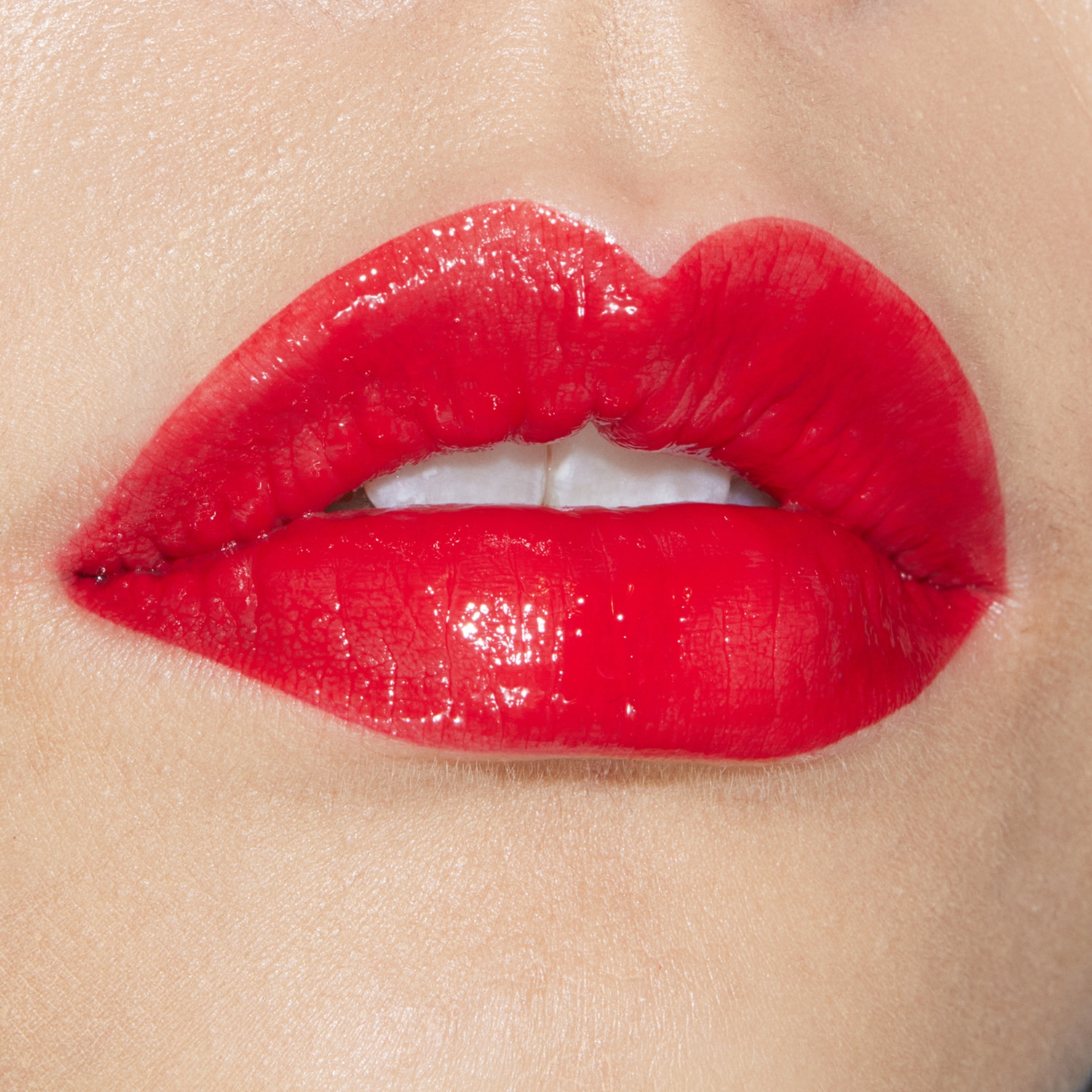 MAYBELLINE NEW YORK Lippenstift »SUPER STAY VINYL INK« mit mattem Finish, flüssige Textur, bis zu 16h Halt