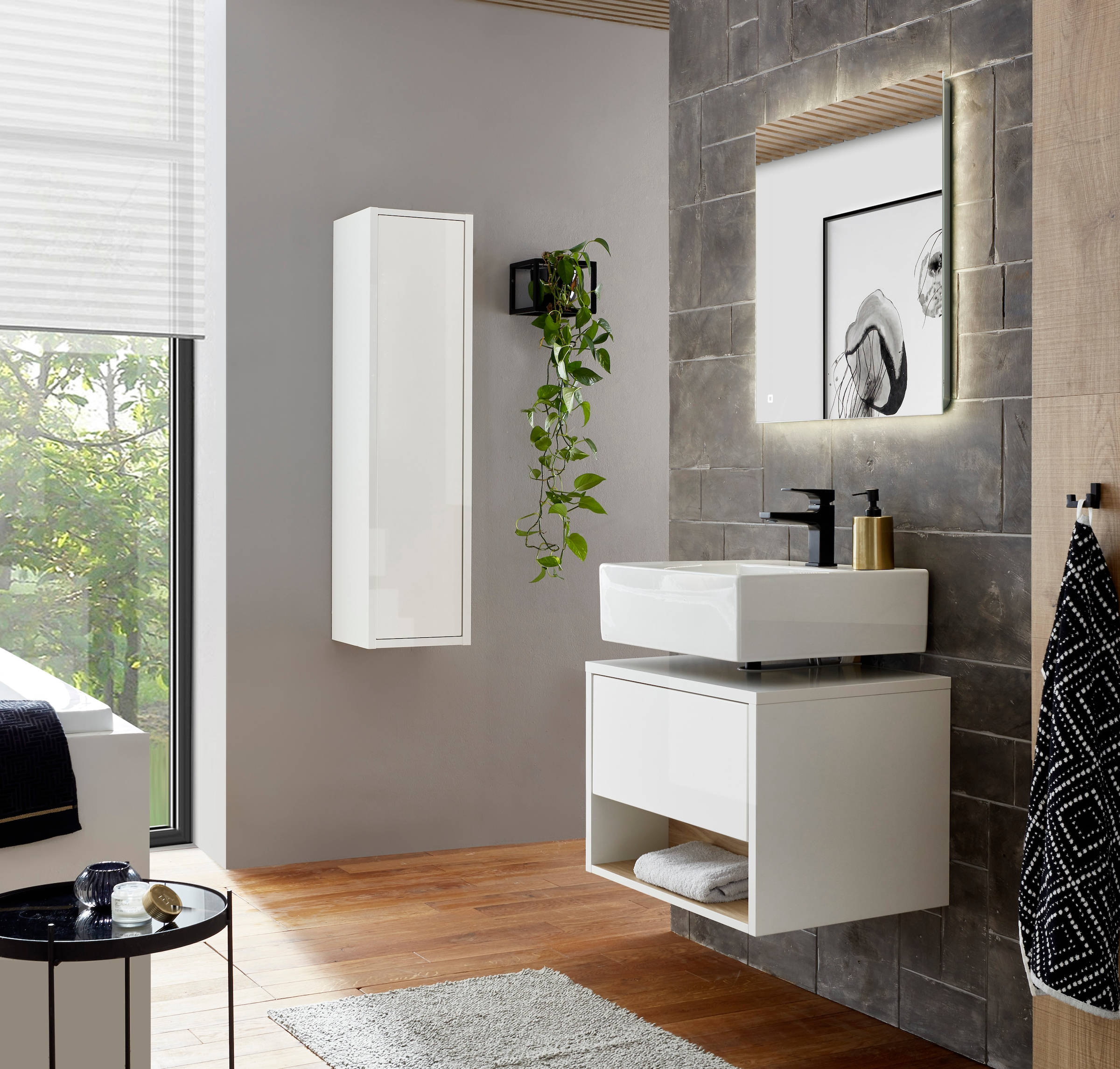 Places of Style Badmöbel-Set »Studio Line, Bad im modernen Design, 3-teiliges Badezimmer«, (3 St.), Schrank, Unterschrank und Spiegel, in zwei Farben verfügbar, Stauraum
