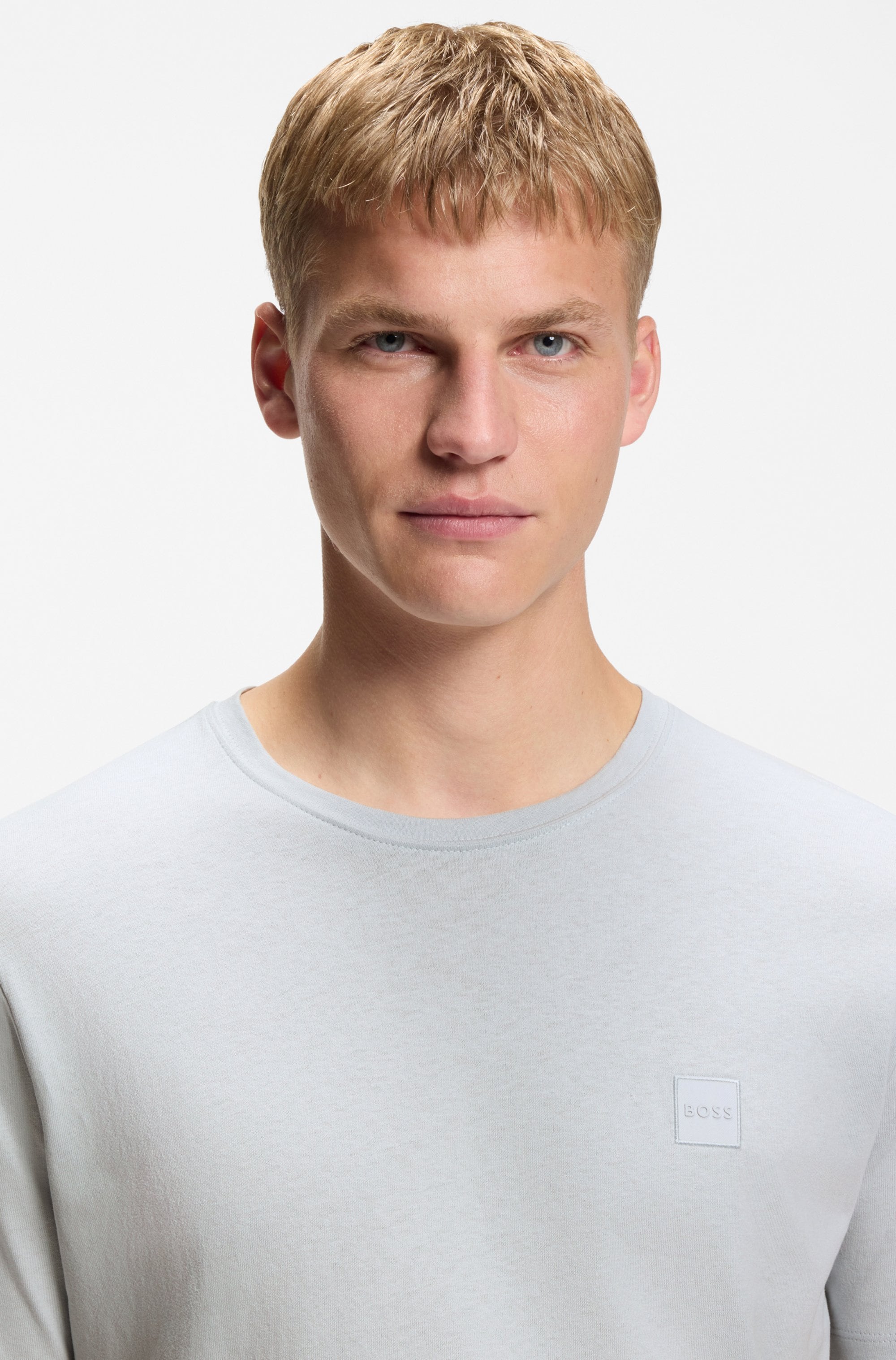 BOSS ORANGE T-Shirt »Tales« mit BOSS Stickerei auf der Brust