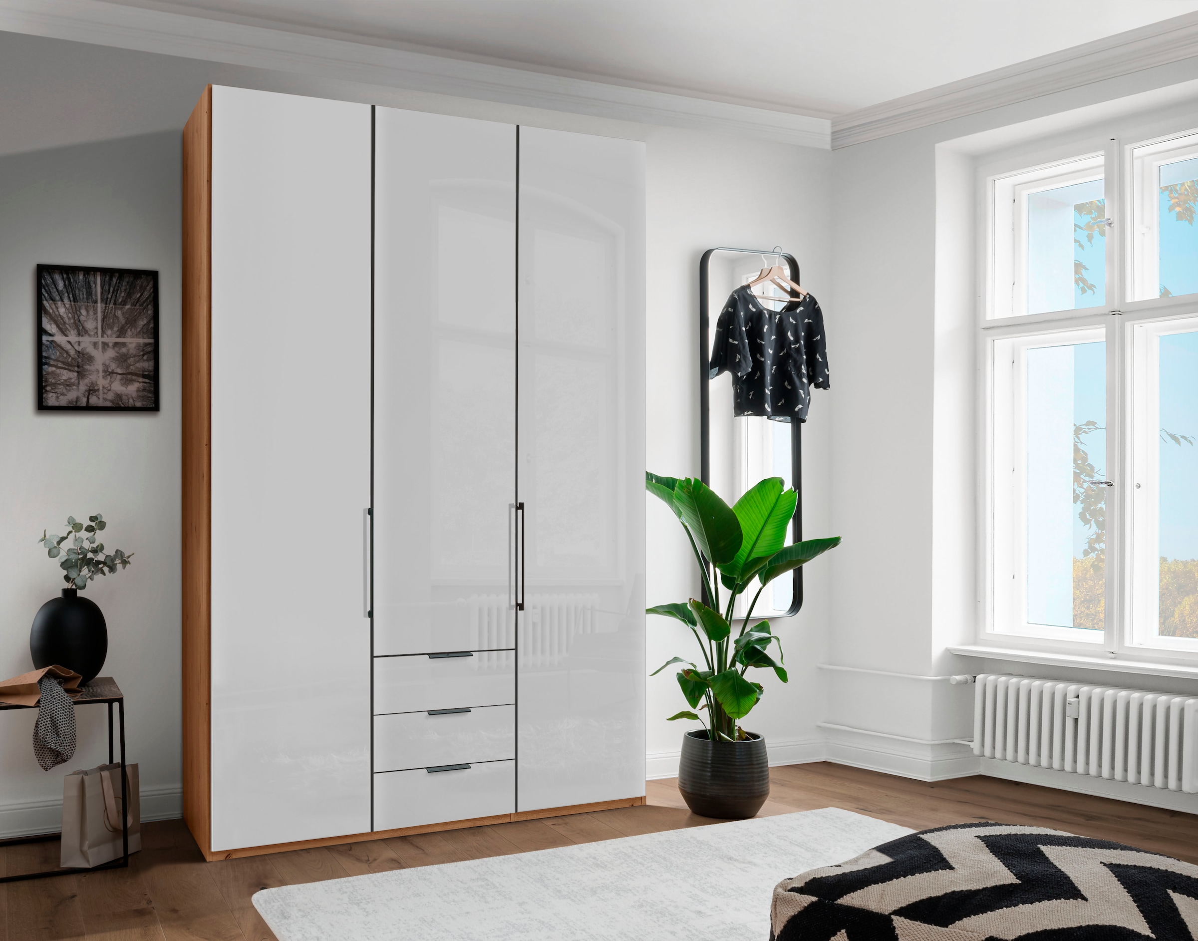 WIEMANN Drehtürenschrank "Monaco" mit Glasfront sowie hochwertigen Beschläg günstig online kaufen