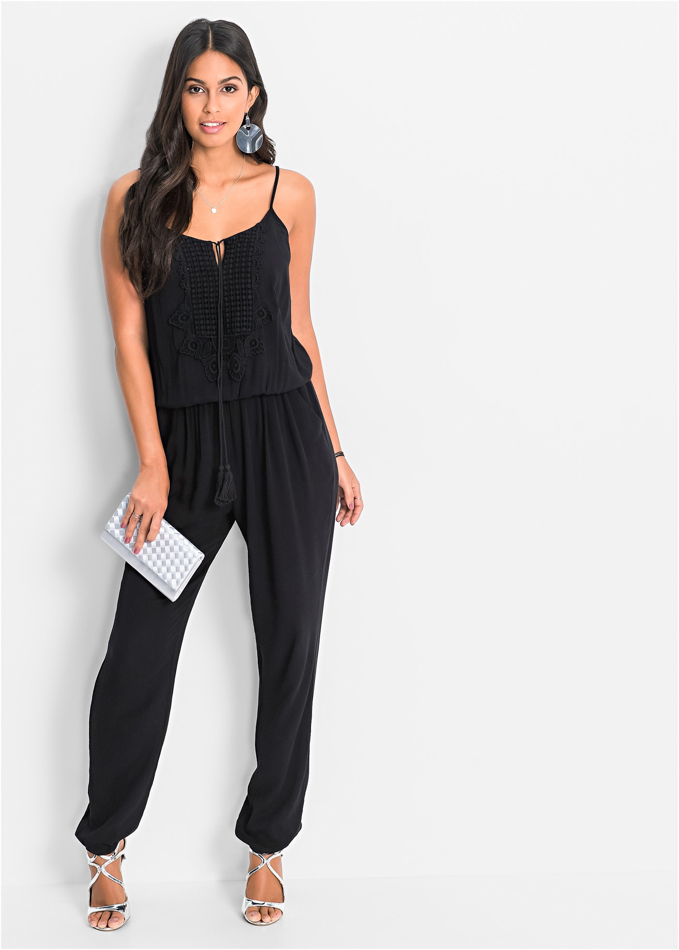 bonprix Jumpsuit »Jumpsuit aus strukturierter Viskose« aus strukturierter Viskose, seitliche Eingrifftaschen