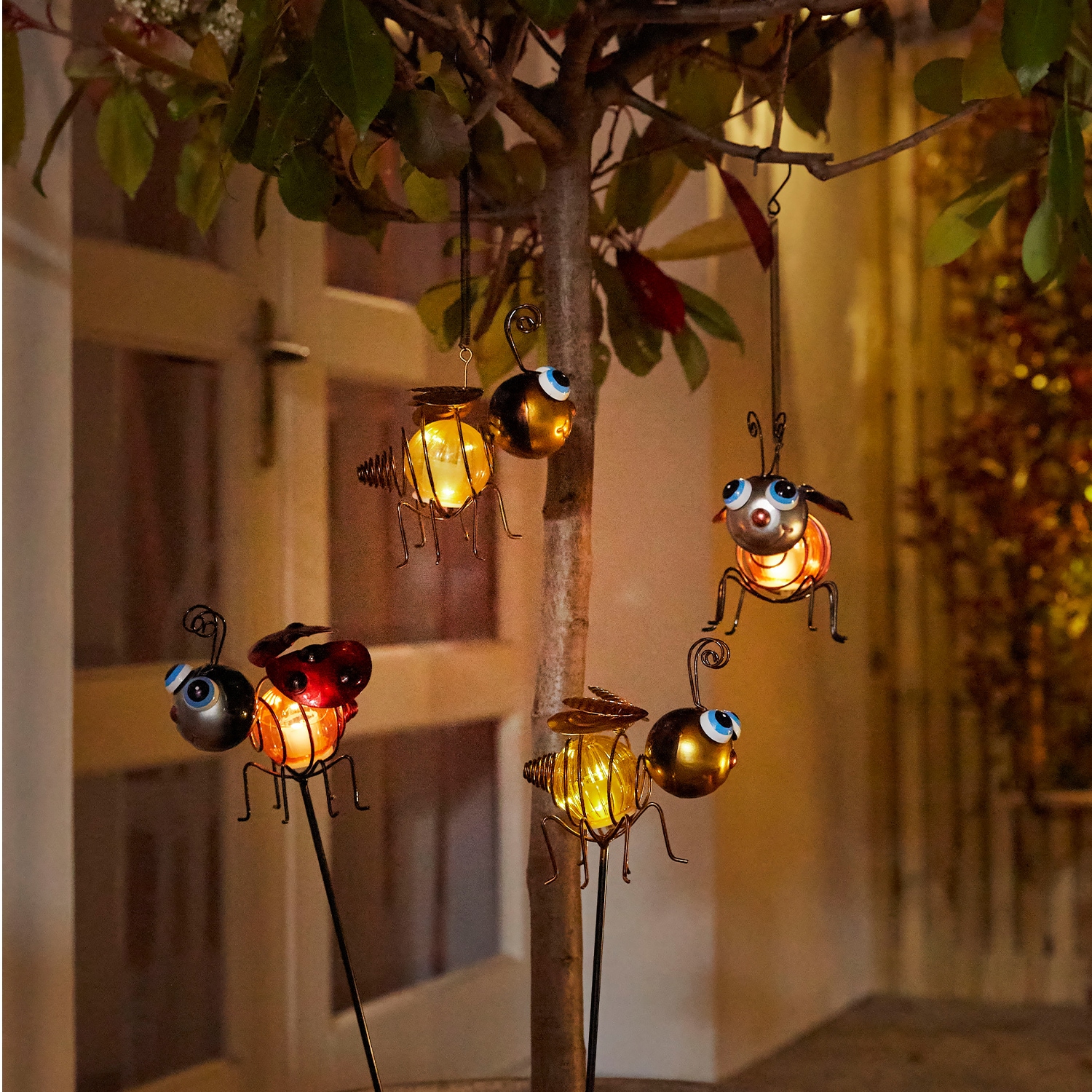 LUXFORM Hängeleuchte »Solar - 1x Biene und 1x Marienkäfer - 2 Stück«, Leuchtmittel LED-Modul | LED fest integriert, Dekoratives Gartenornament