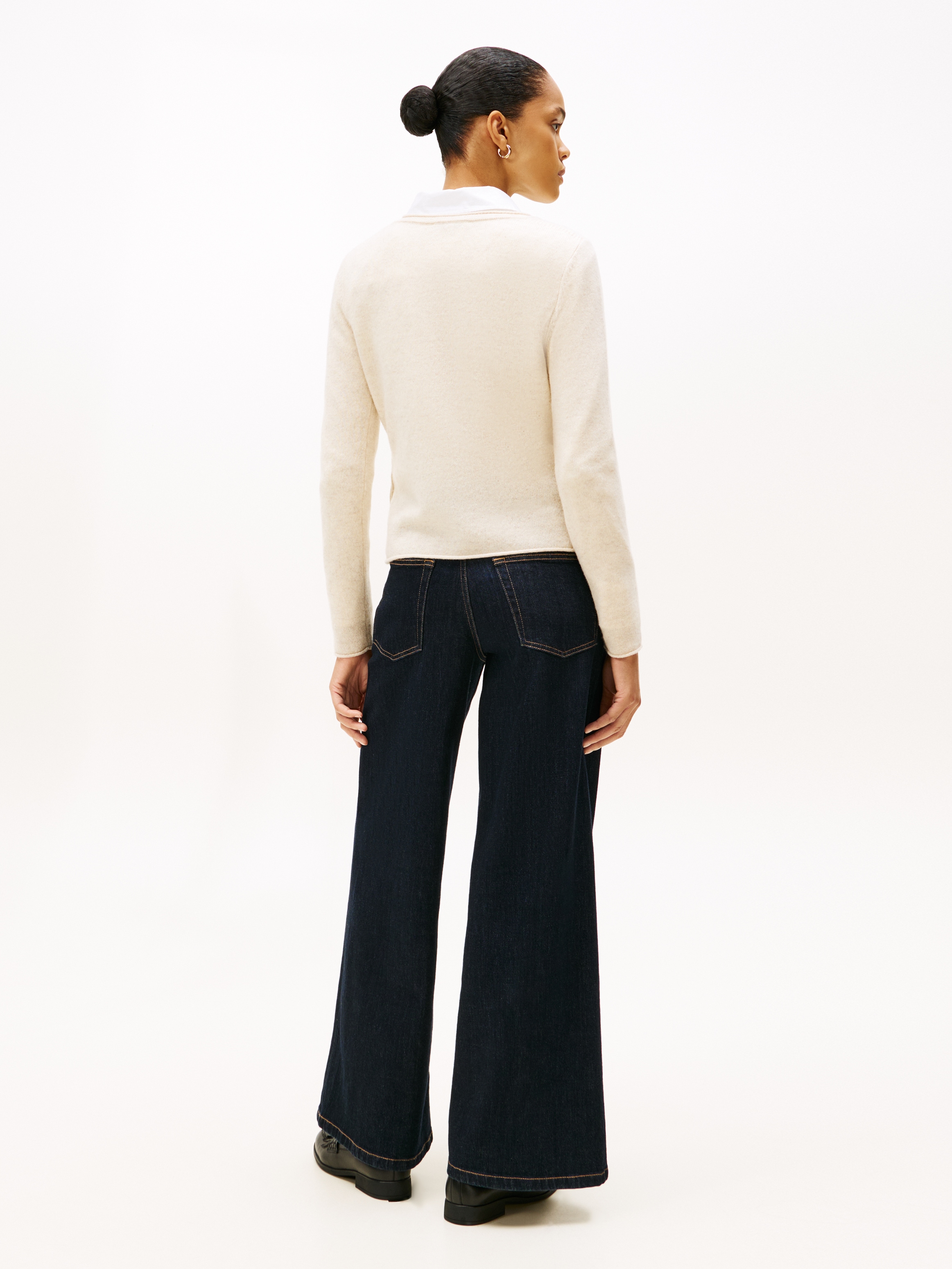 Tommy Hilfiger Strickpullover »SOFT WOOL V-NK SWEATER« aus reiner Wolle