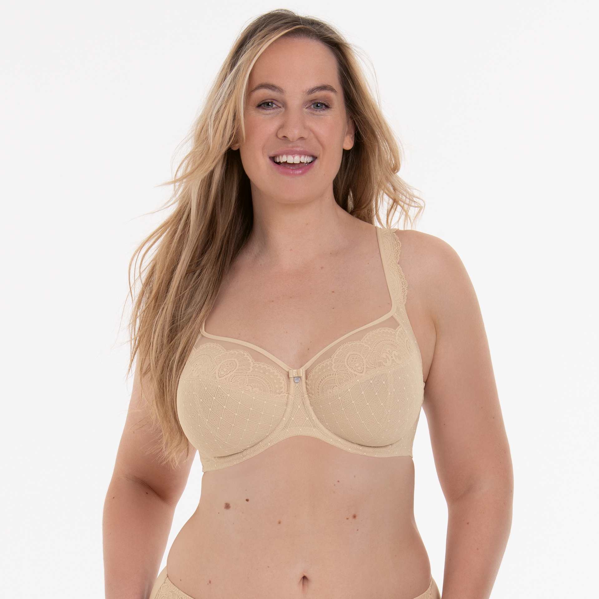Rosa Faia Bügel-BH »Selma« Full Cup, vierteiliges Cup, verstellbare Träger, mit Bügel, mit Spitze