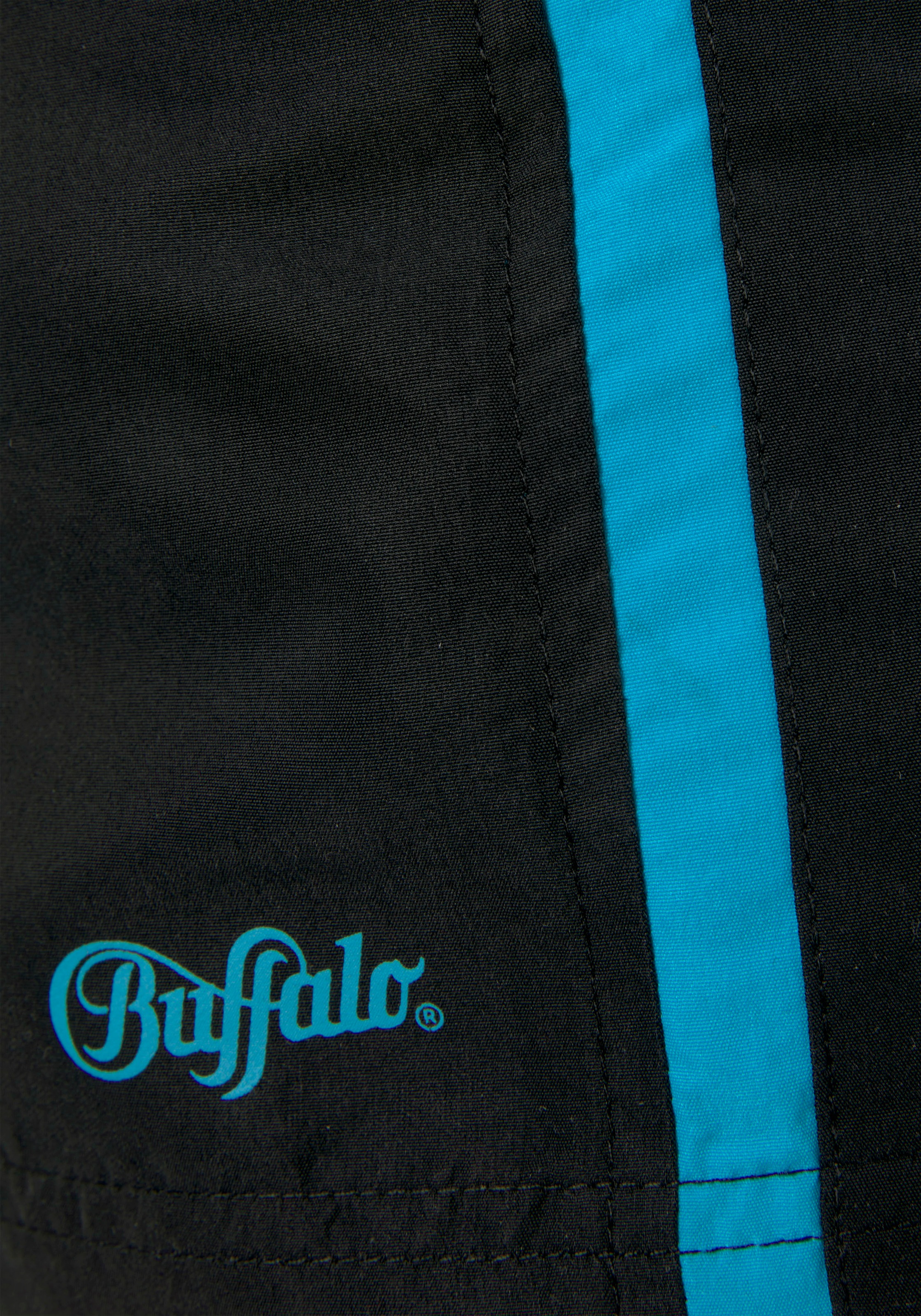 3. Bild von Buffalo Badeshorts, mit kontrastfarbenen Details