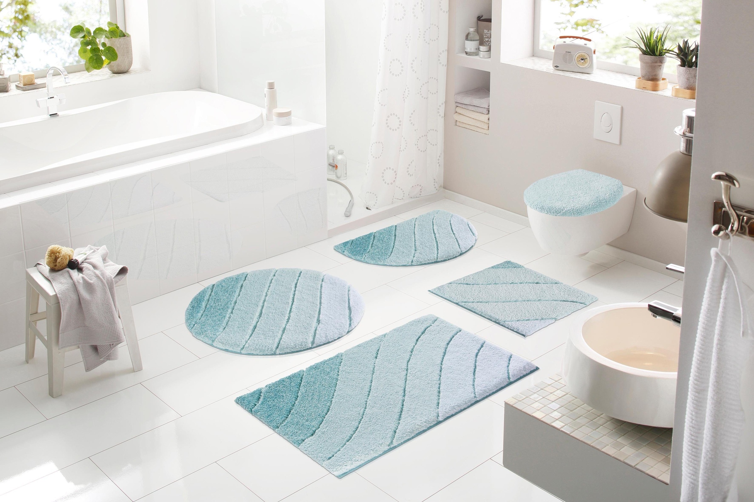 Kleine Wolke Badematte »Donna«, rutschhemmend beschichtet, fußbodenheizungsgeeignet-schnell trocknend, Wellen Design, Pastell, 3-tlg. Set, rechteckig & rund erhältlich