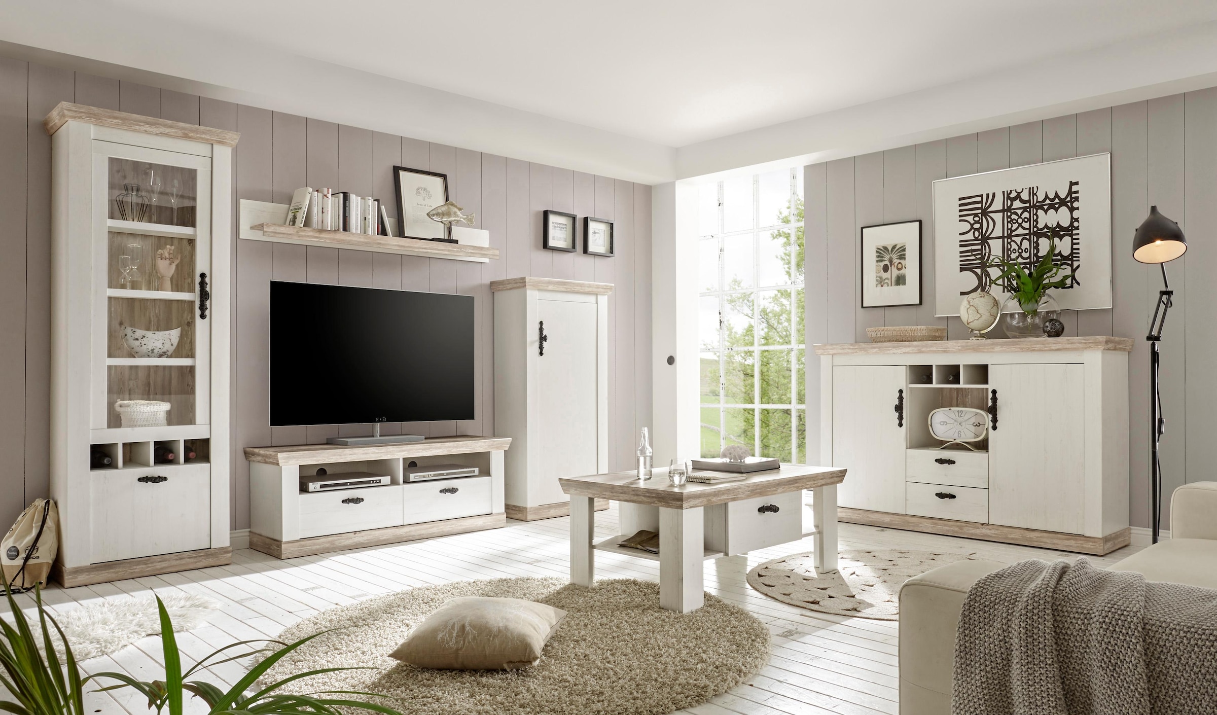 Home affaire Lowboard »FlorenzTV-Board, TV-Schrank«, im romantischen Landhaus-Look, Fernsehtisch Breite 156 cm