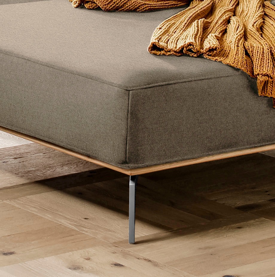 W.SCHILLIG Ecksofa »run, Designsofa, bequem, L-Form«, mit elegantem Holzsockel, Füße in Chrom glänzend, Breite 299 cm