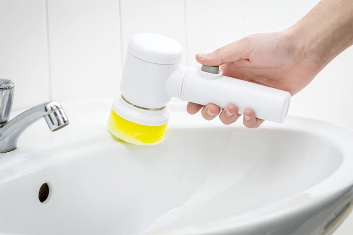 Maximex Reinigungsbürsten-Set »3-in1«, Set, 4 St., aus Kunststoff, elektrische Reinigungsbürste, 3 Aufsätze, batteriebetrieben, kabellos