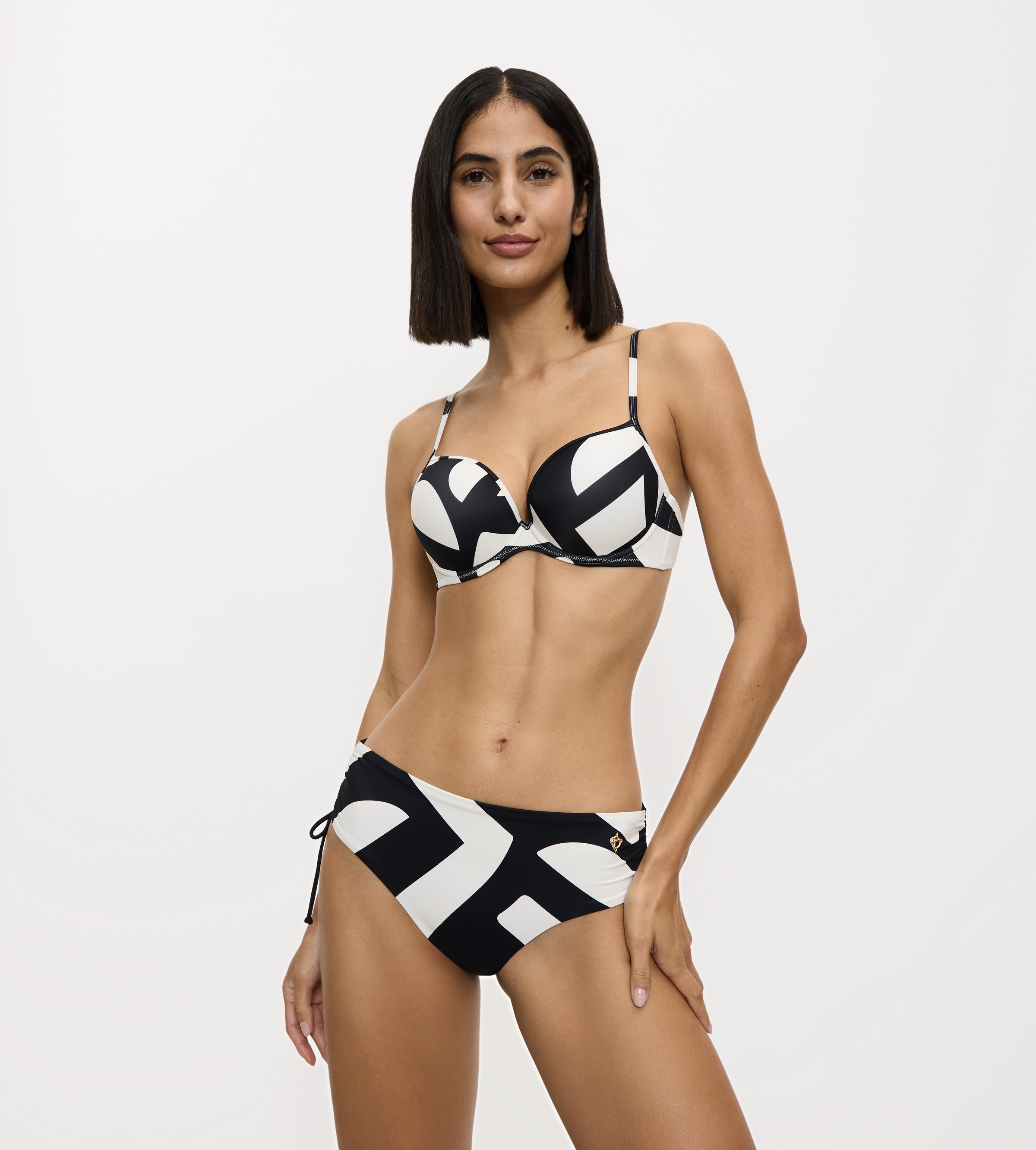Triumph Bikini-Hose »Summer Allure Midi X«, moderner Druck, verstellbare seitliche Schnürung