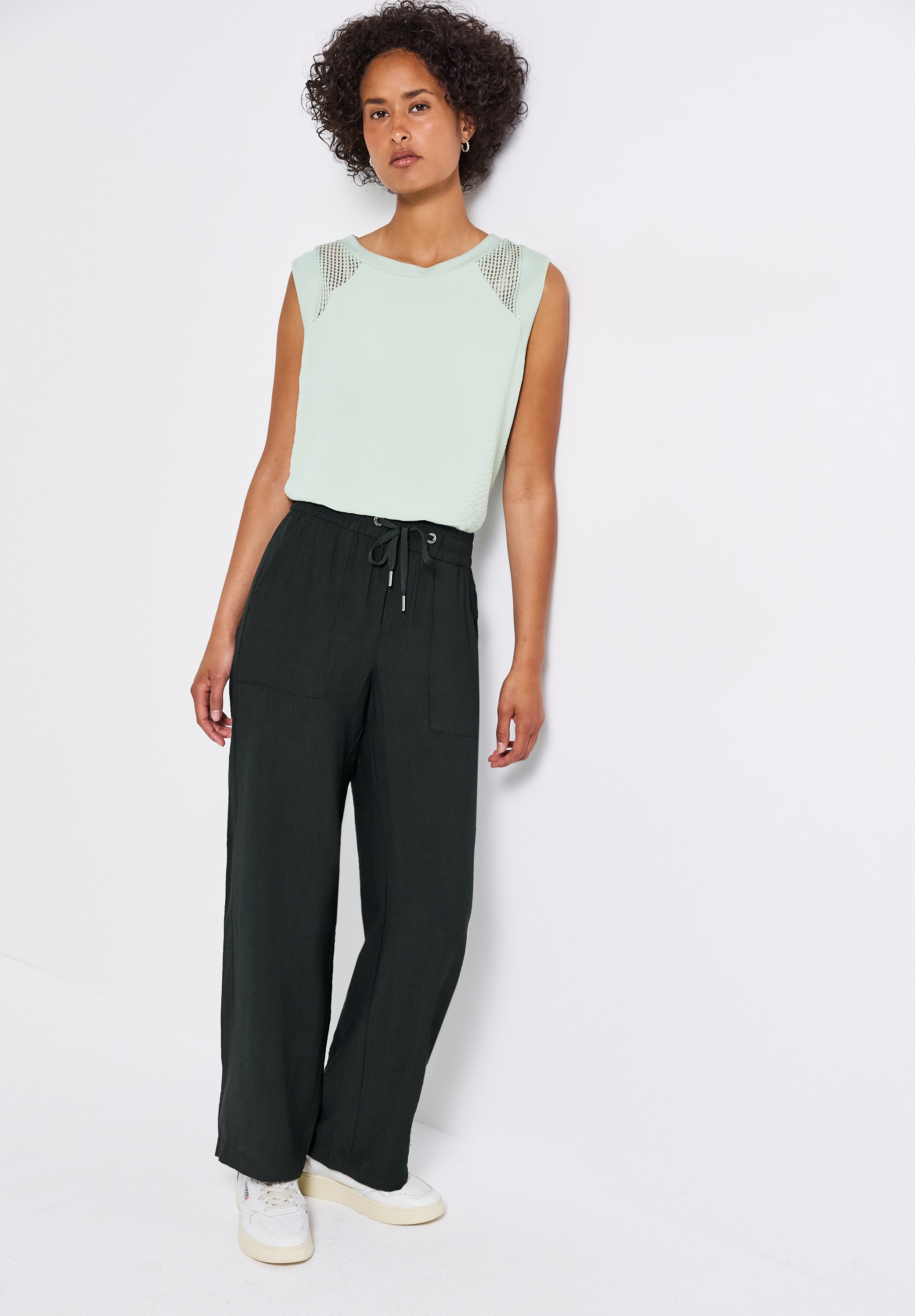 STREET ONE Stoffhose, Sommerhose weites Bein, mit Kordelzug und elastischem Bund