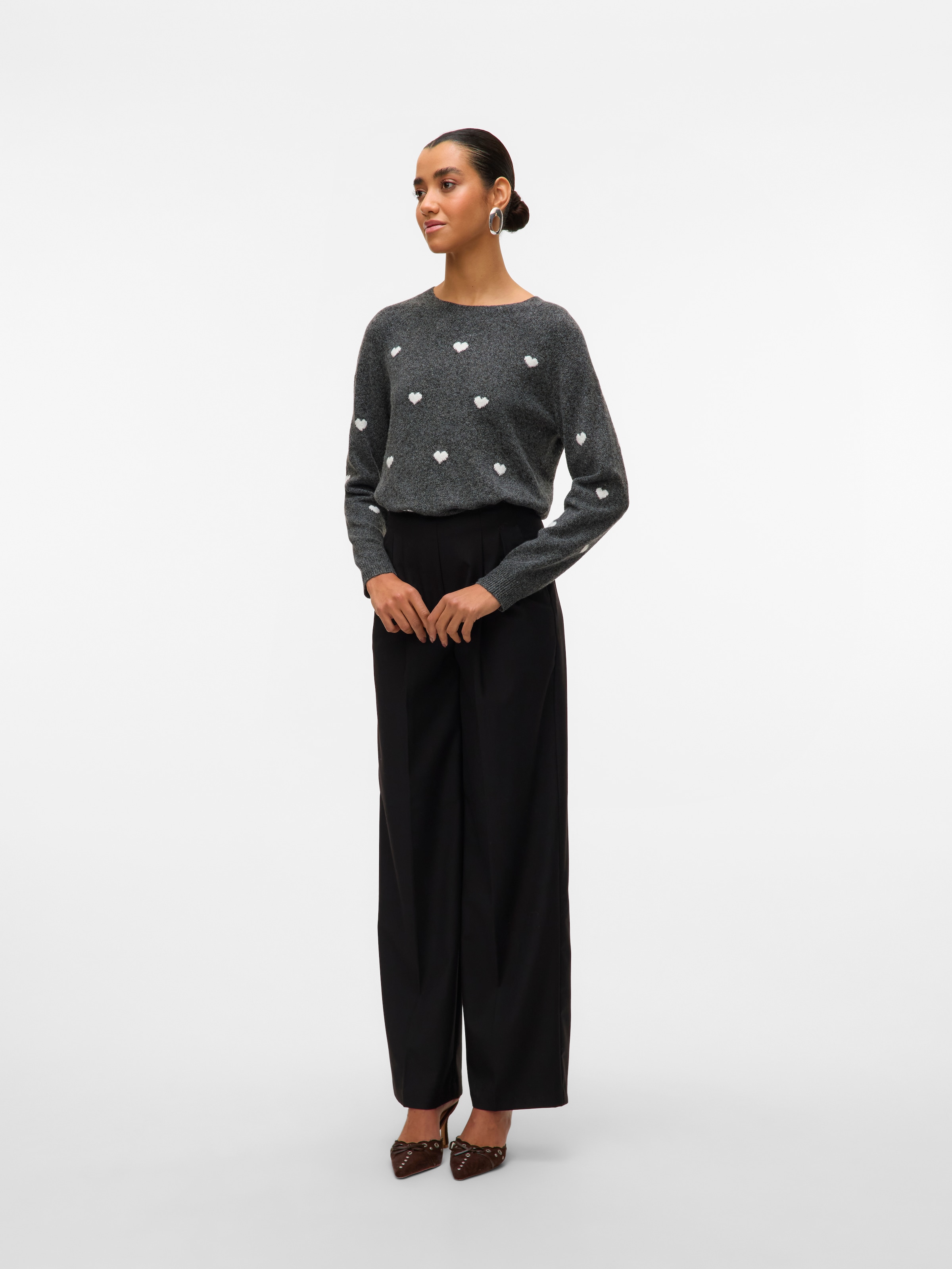 Vero Moda Rundhalspullover »VMDOFFY INTARSIA LS O-NCK PULLOV GA NOOS«, mit Herz-Strickmuster