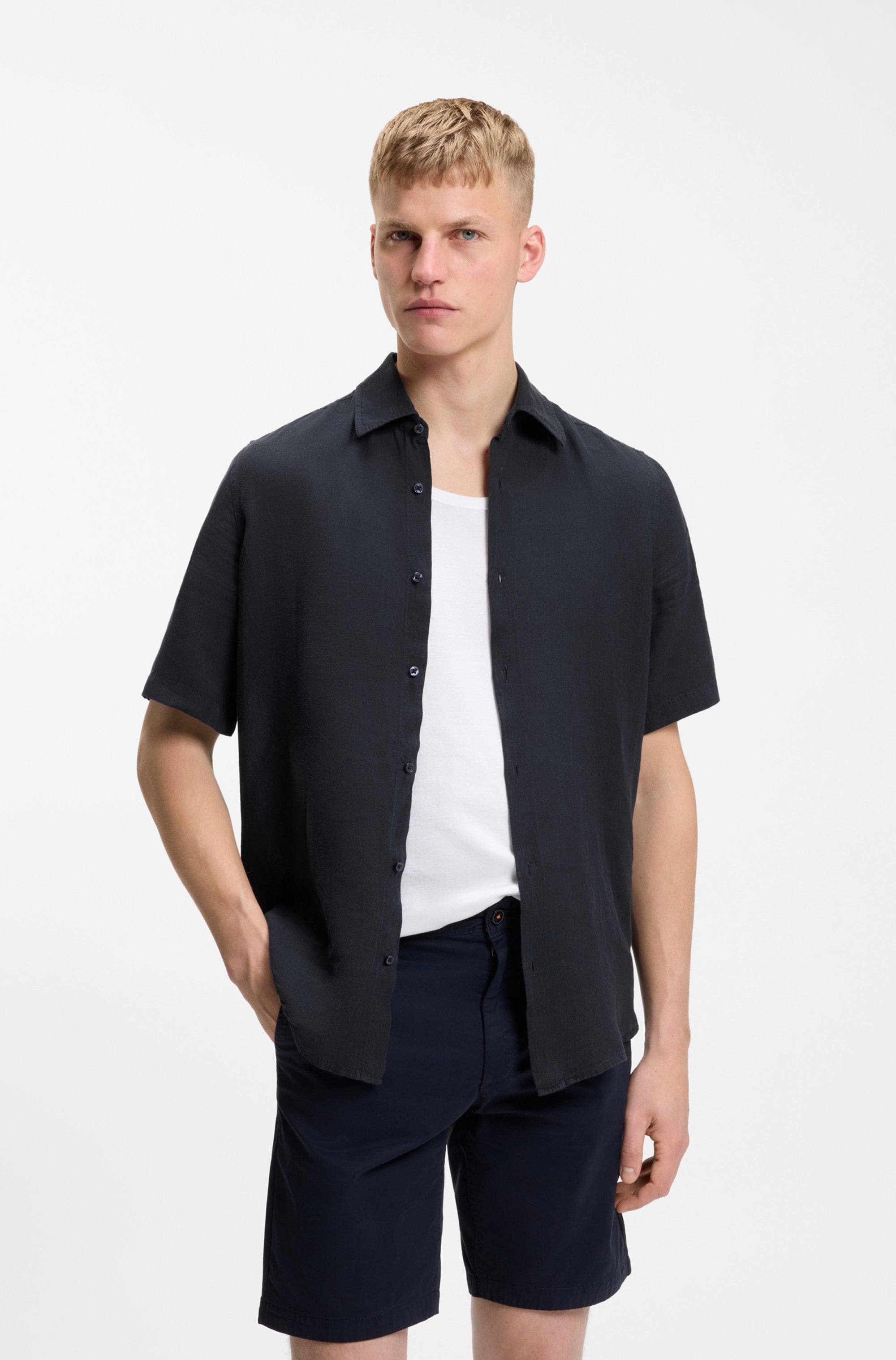 BOSS ORANGE Kurzarmhemd »Rash Premium Herrenmode« aus reinem Leinen, regular fit