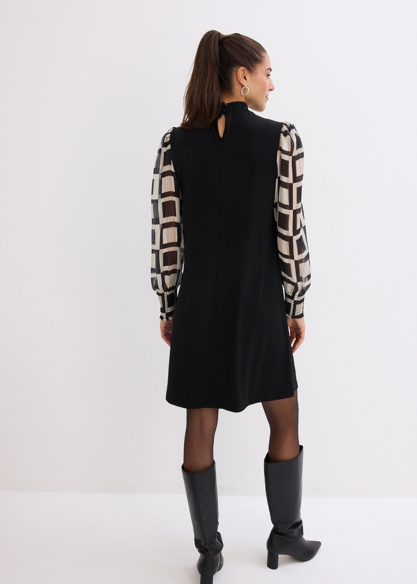 bonprix Shirtkleid »Shirtkleid« aus Polyester und Elasthan, mit metallisierten Fasern an den Ärmeln