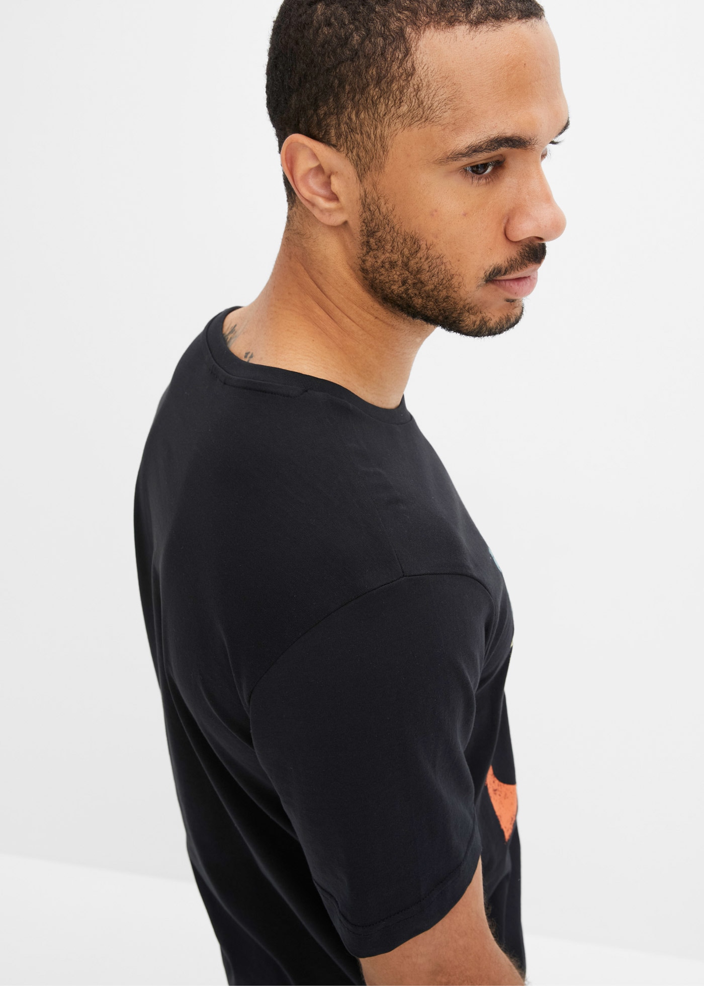 bonprix T-Shirt mit Frontprint