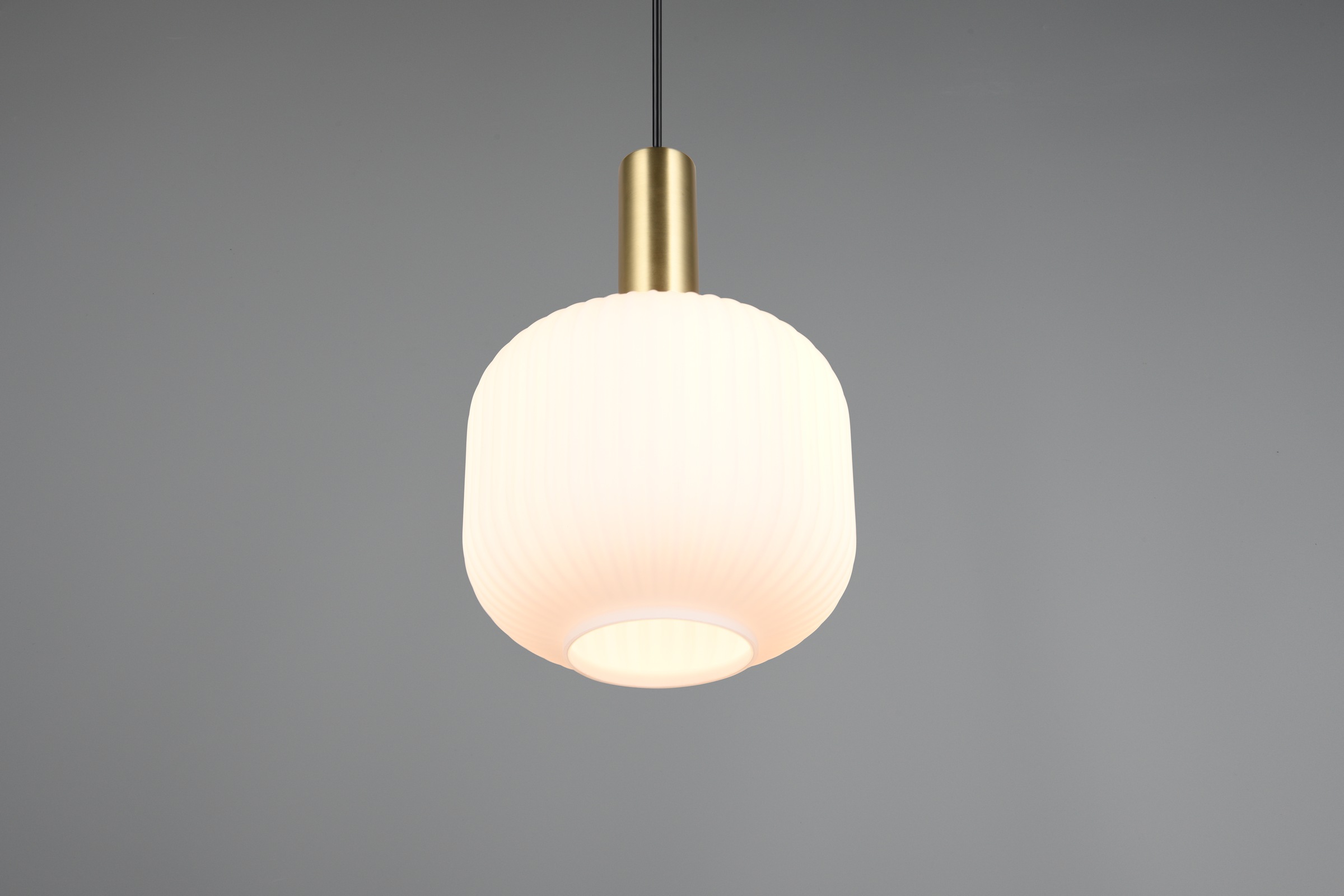 TRIO Leuchten Pendelleuchte »DIVA, E27 Hängelampe 1-flammig mit Glasschirm, exkl 1xE27 max 10W«, 1 flammig, Leuchtmittel E27 | Leuchtmittel wechselbar, höhenverstellbar bis max 150cm, Ø 20cm, Hängeleuchte Wohnzimmer Küche