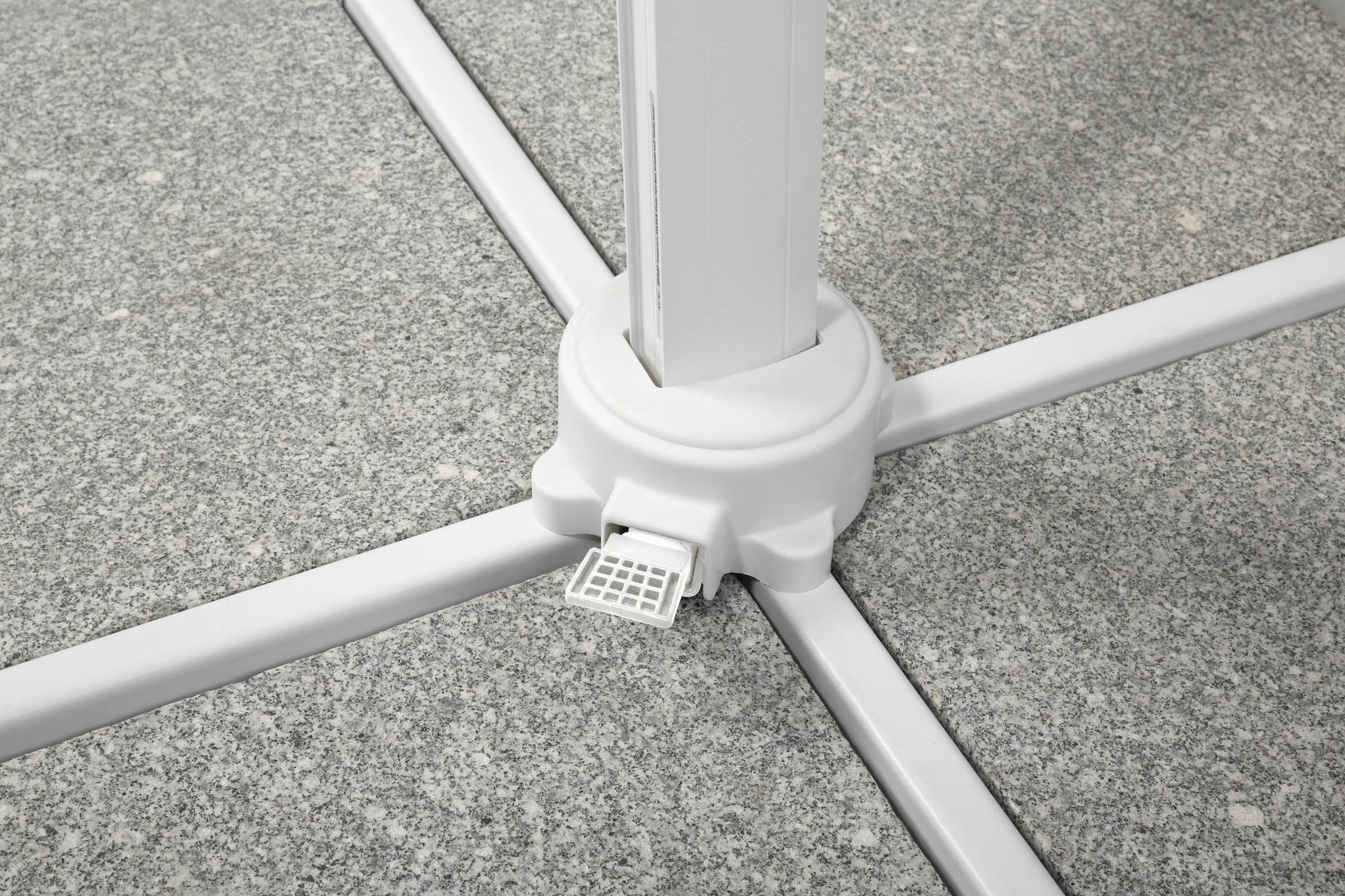 Schneider Schirme Ampelschirm »Rhodos Twist Bianco«, mit Schutzhülle und Schirmständer, ohne Wegeplatten