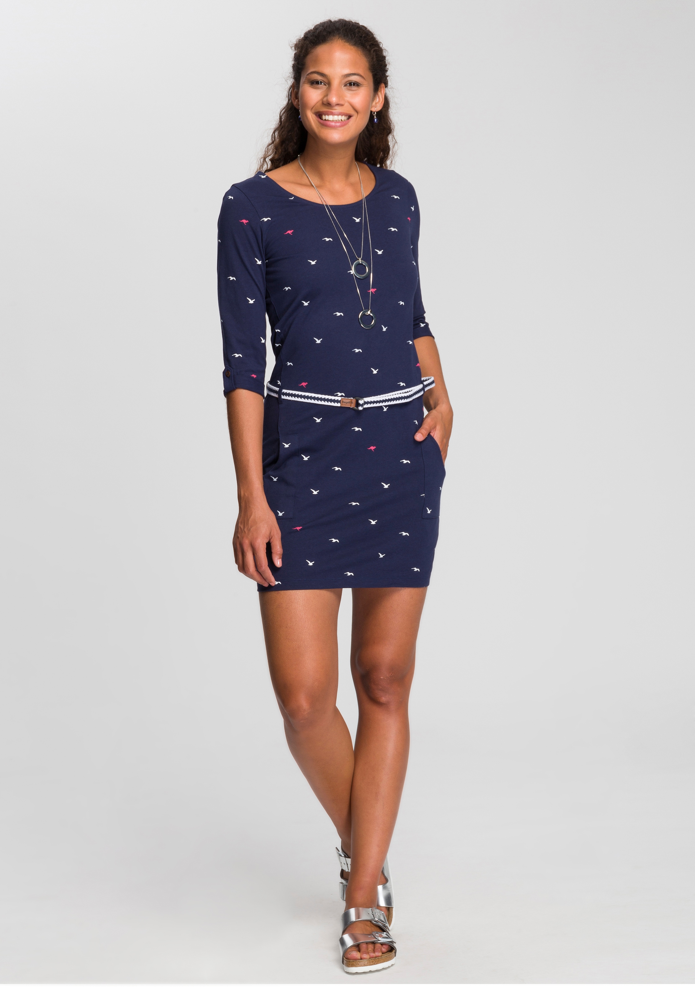 KangaROOS Jerseykleid, (Set, mit abnehmbarem Print im kaufen Gürtel), im Online-Shop sommerlichen