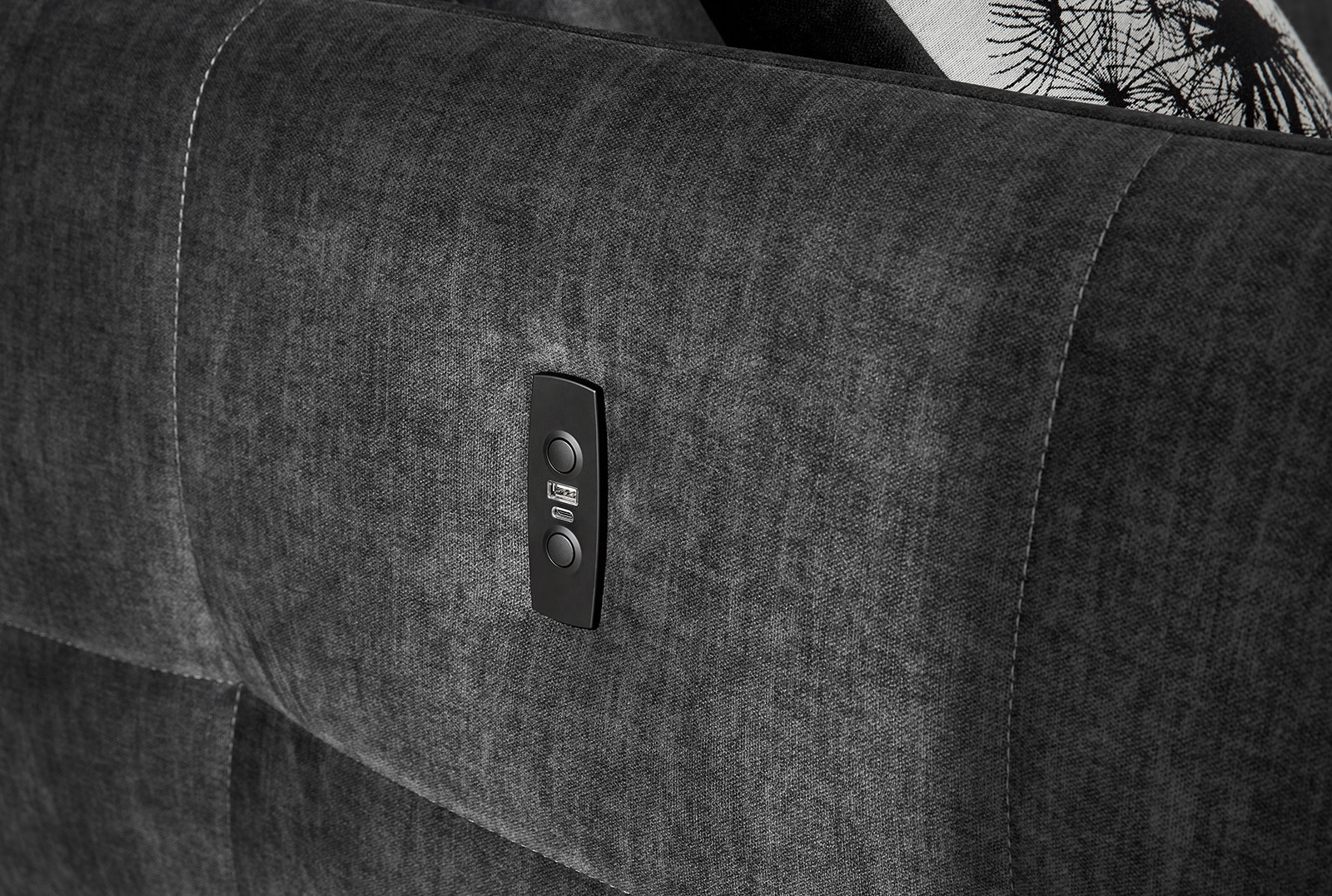 Jockenhöfer Gruppe Ecksofa »Zoom, L-Form, 140kg Belastbarkeit je Sitzplatz«, 60cm elektromotorische Sitztiefenverstellung,USB-Ladeports,Kopfstützen