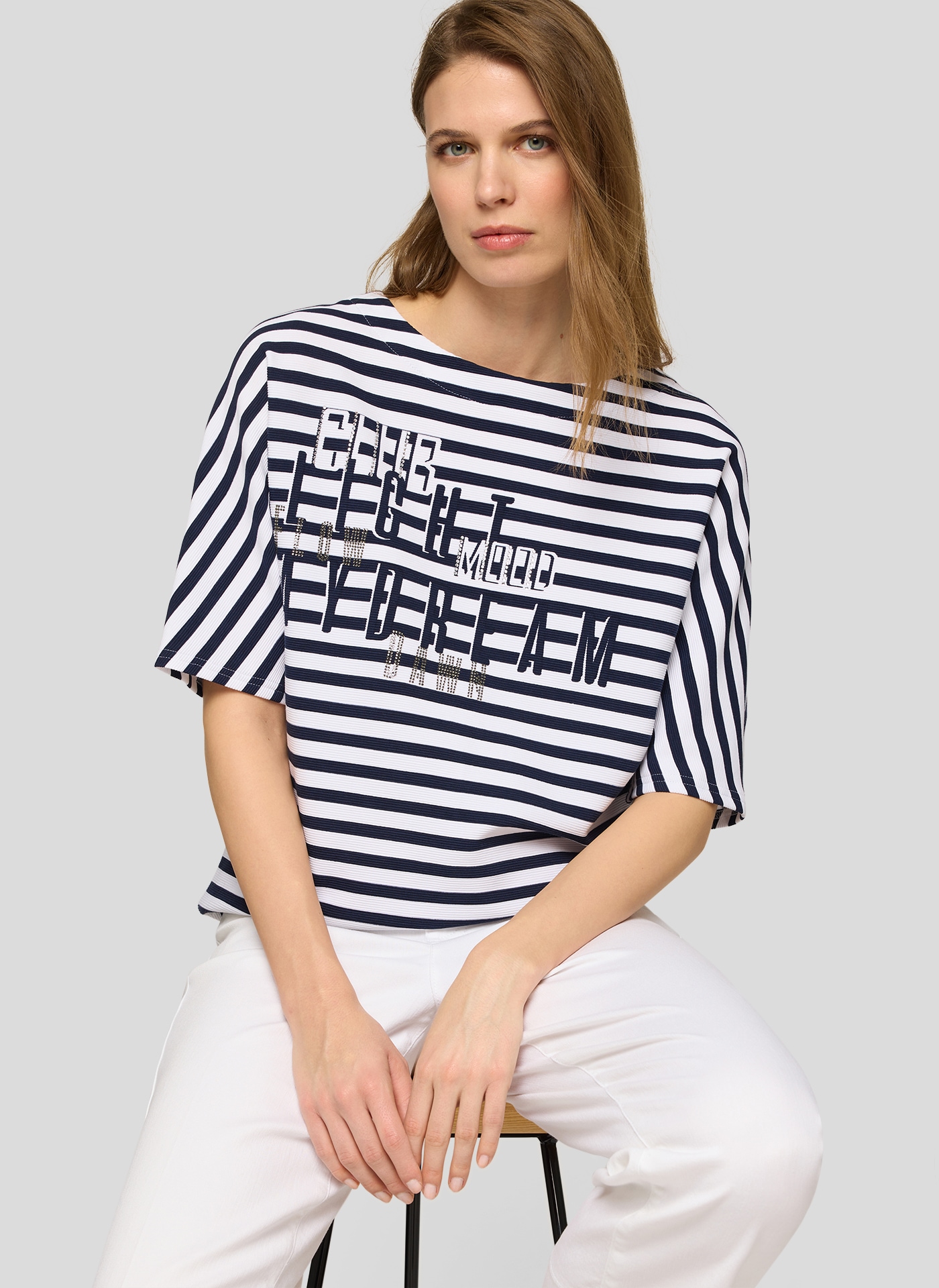 Rabe Rundhalsshirt im Streifen-Look und mit Glitzer-Druck