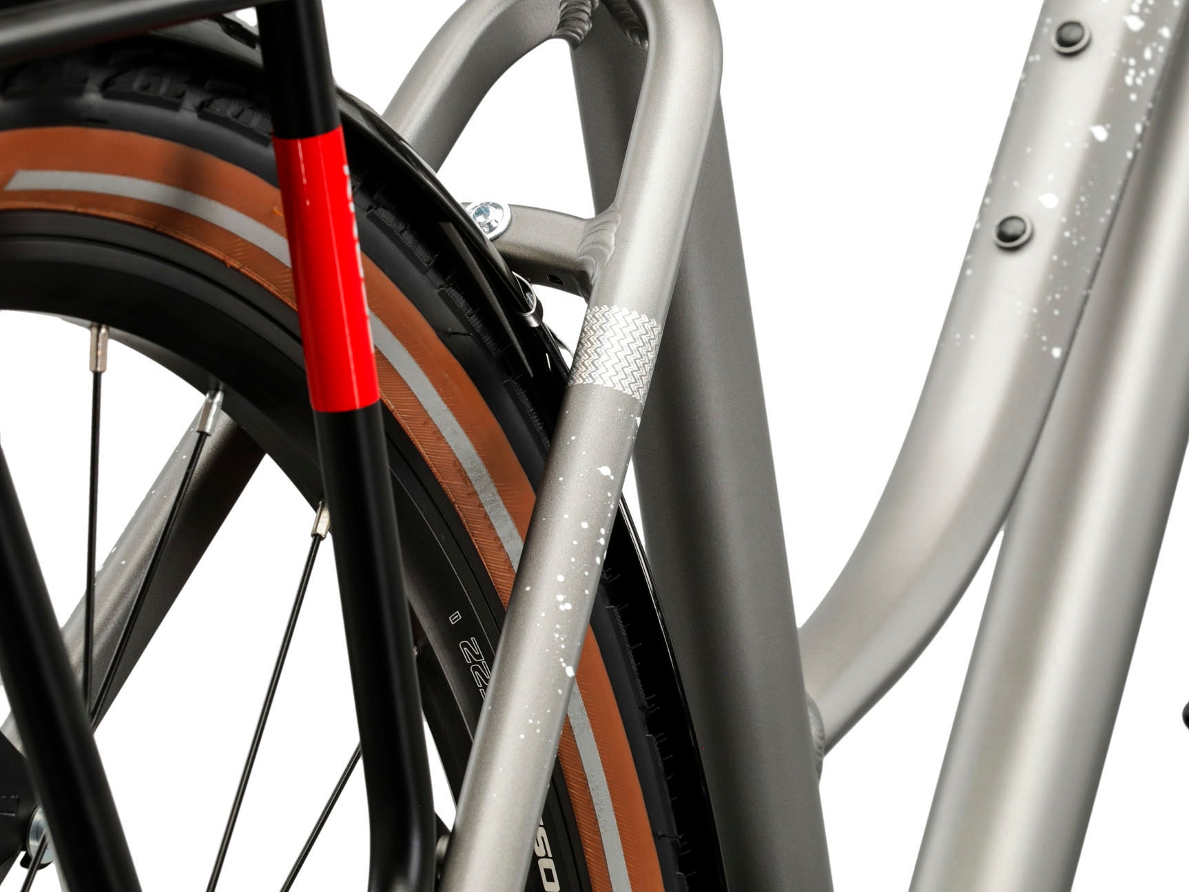 Kross Trekkingrad »KROSS Trekkingrad 28" Trans 5.0 ULT.RA silver 18 Gänge« 18 Gang Shimano CUES U3020 Schaltwerk Kettenschaltung