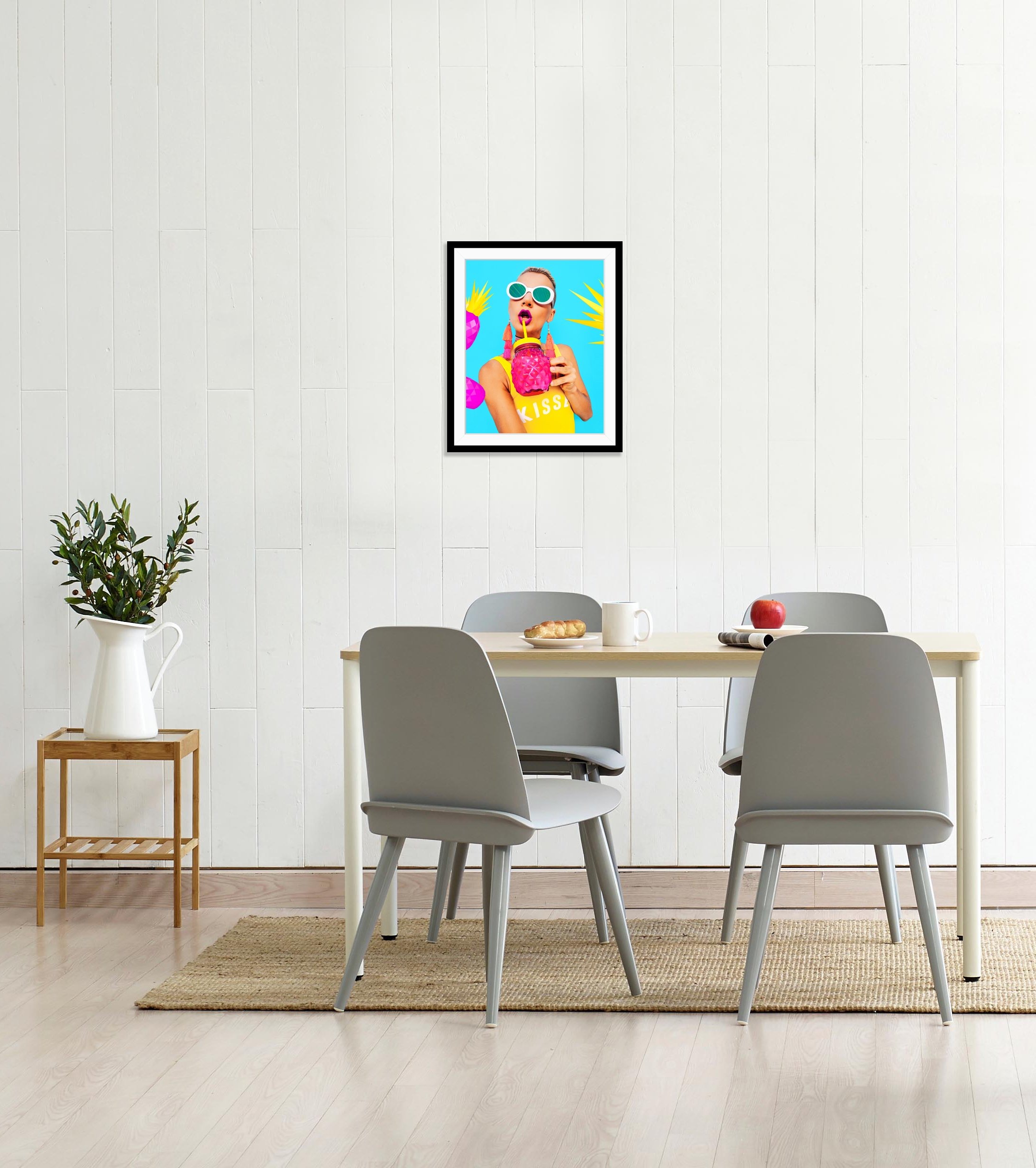 queence Bild »Jule«, Ananas-Kunst-Frau-Palmen-Pflanzen, HD Premium Poster-D günstig online kaufen