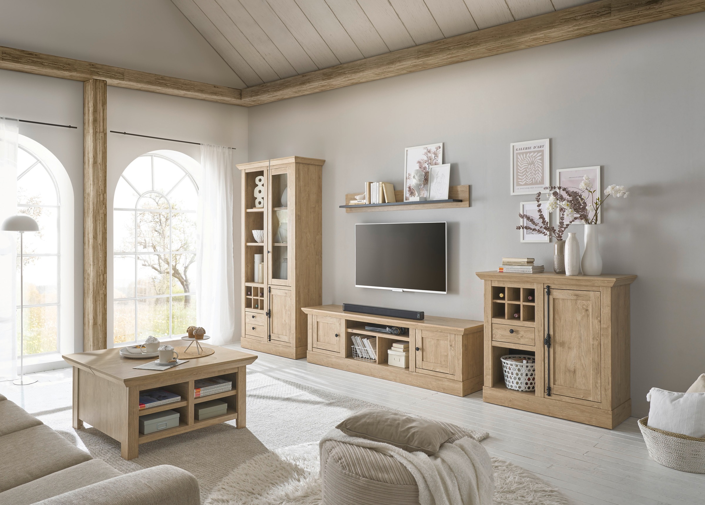 Home affaire Wohnwand »Cornwall, Anbauwand im Landhausstil, Wohnzimmer-Set, Eiche Dekor«, (Set, 4 St.), enthält Vitrine, Lowboard, Kommode, Wandboard, 424 cm breit