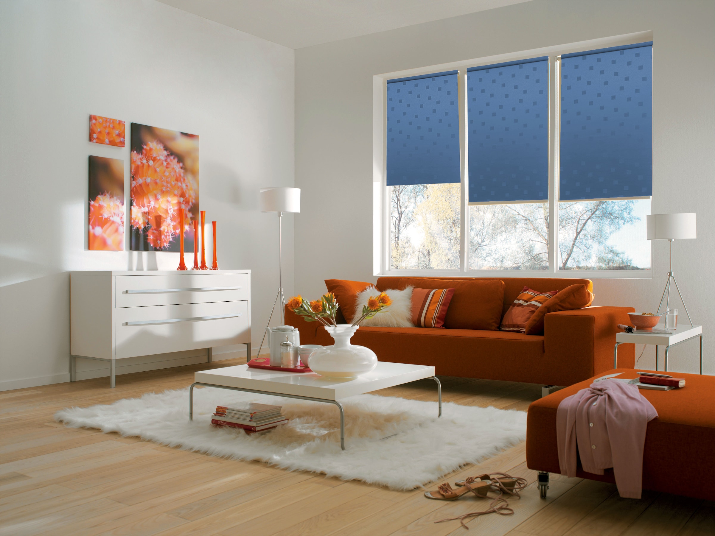 sunlines Elektrisches Rollo »Funky Square«, blickdicht, mit Bohren, freihängend, appgesteuert via Bluetooth, mit Akku und Motor, weißer Fallstab