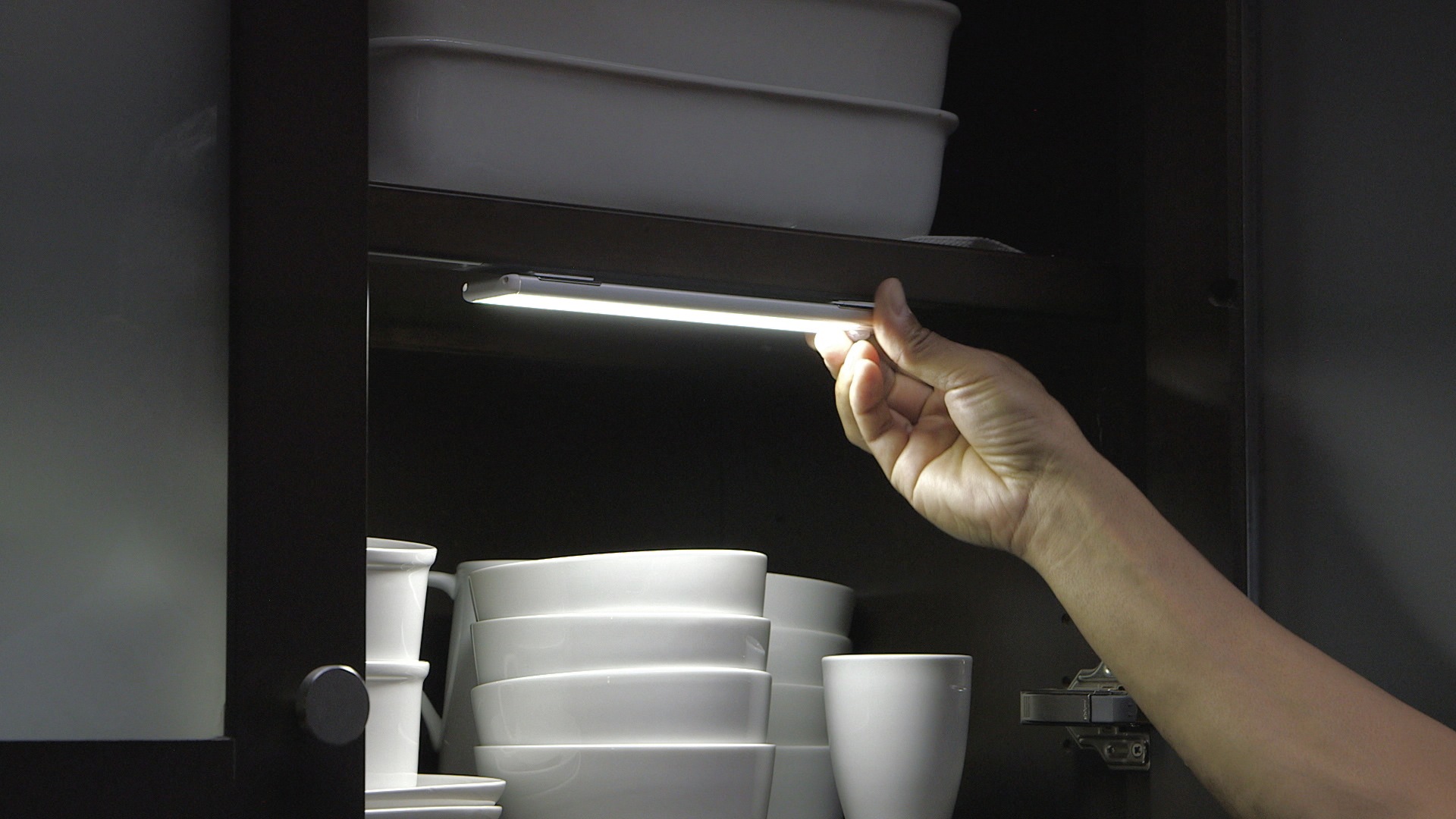 MediaShop LED Außen-Wandleuchte »HandyLux SlimBright«, Magnetische Power LED Leiste mit Bewegungssensor