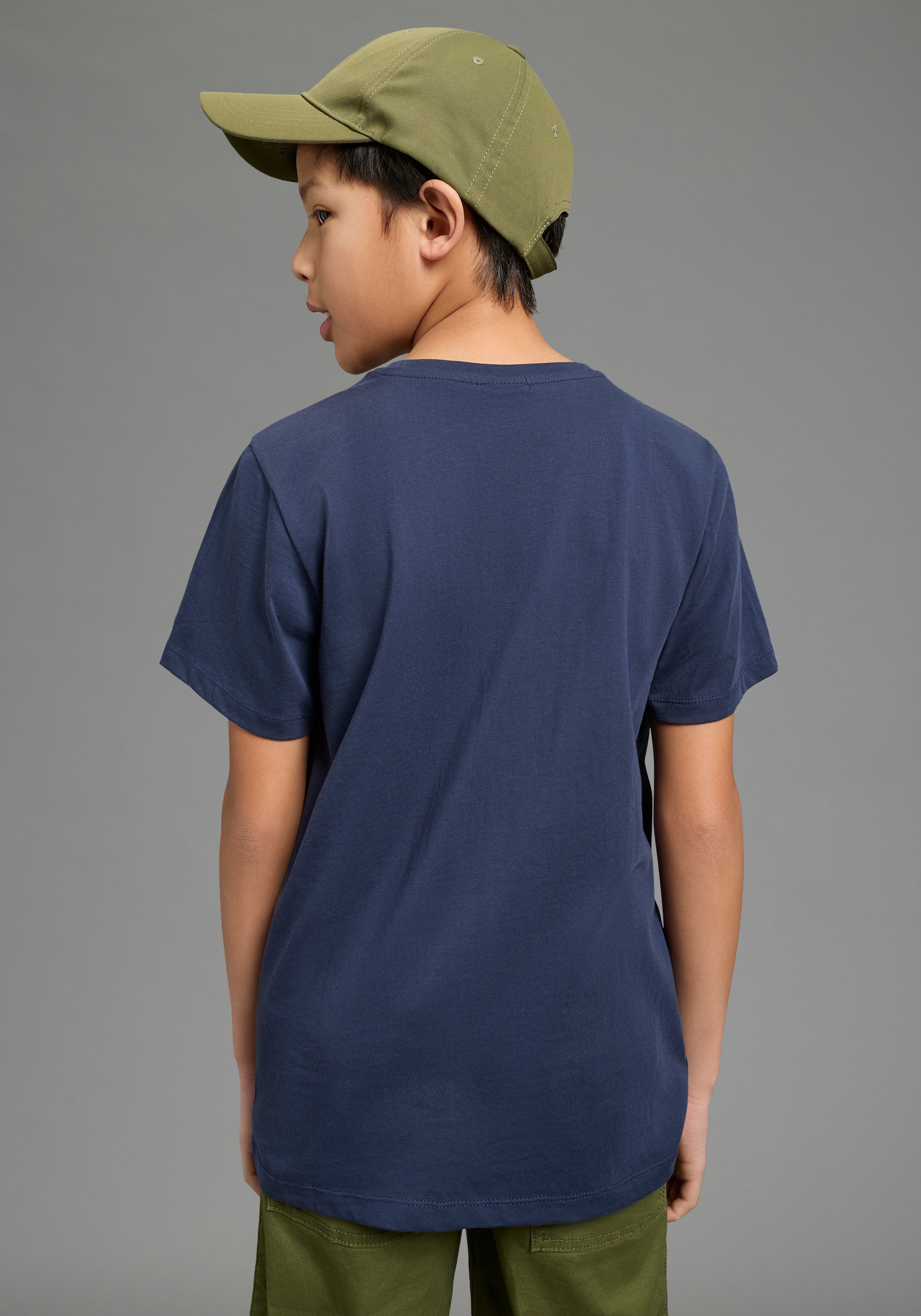 KIDSWORLD T-Shirt »Mit Sprüche-Print: KEEP COOL...« kurzärmelig,  basic geschnitten,  Rundhalsausschnitt,  aus Baumwolle