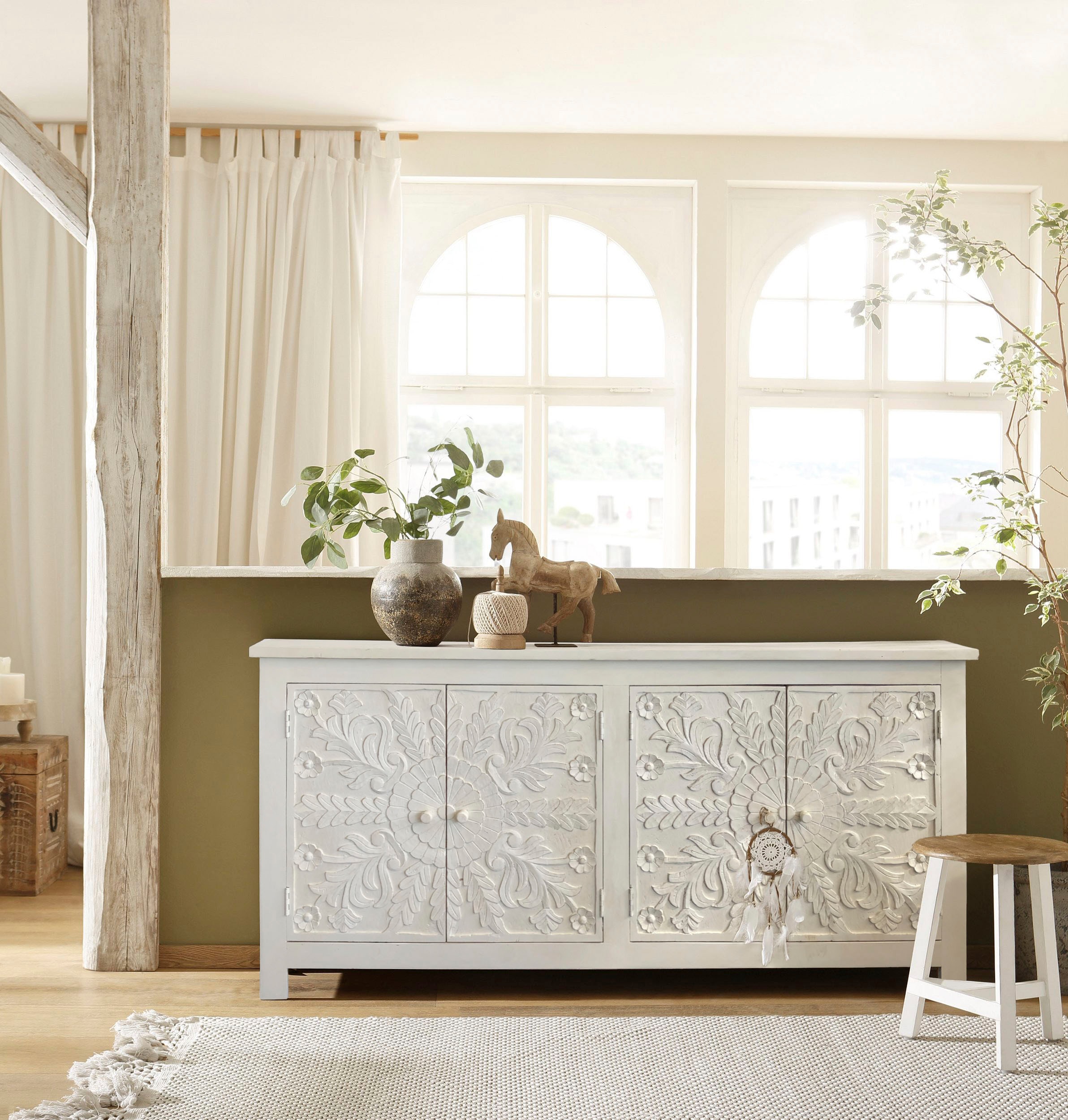 Home affaire Sideboard »Fenris«, Kommode aus massiven Mangoholz, Breite 175 cm