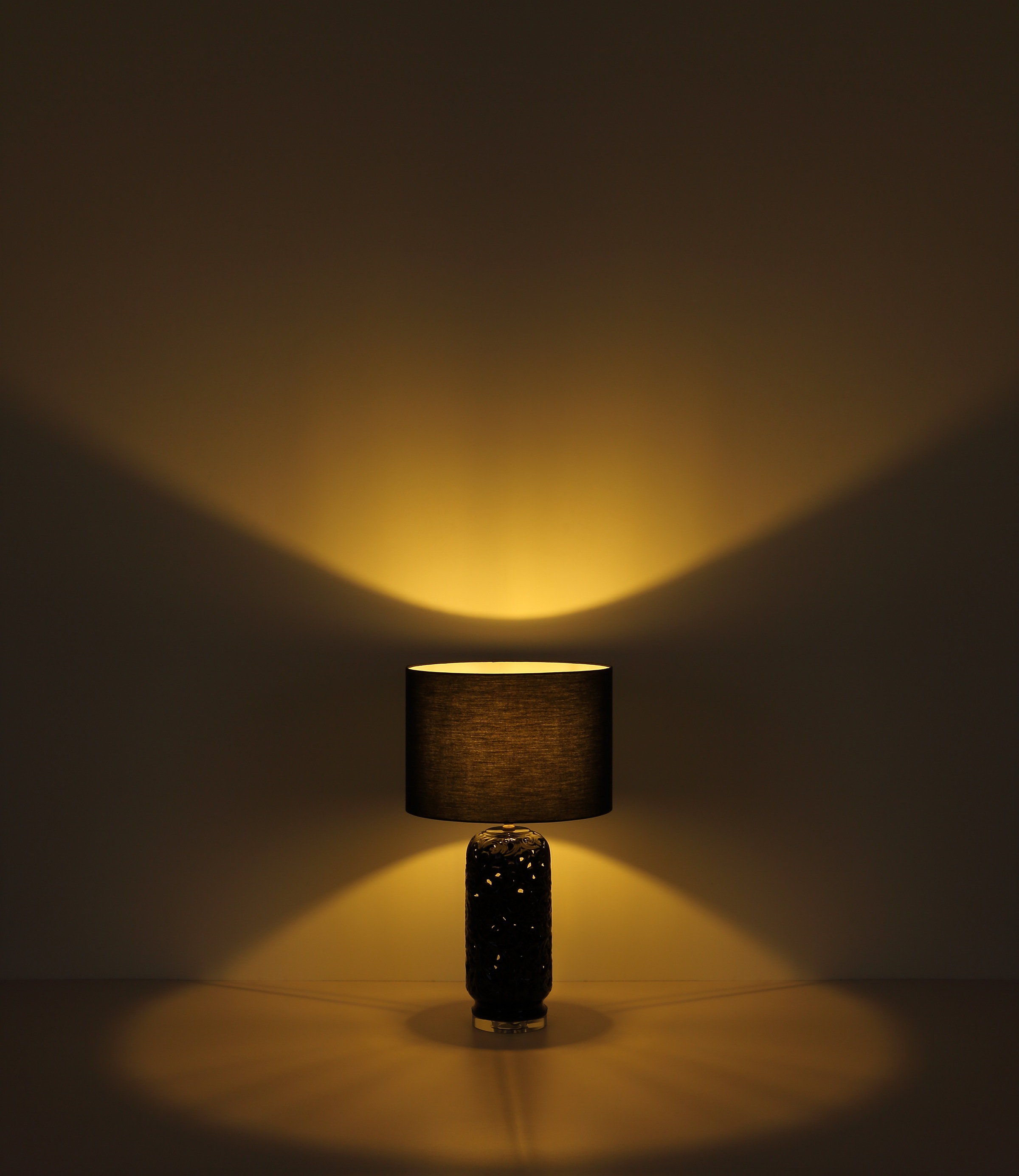 GLOBO LIGHTING Tischleuchte »SEBASTIAN«, Leuchtmittel E27 | ohne Leuchtmittel, Tischlampe/Schlafzimmer/Wohnzimmer/Textil schwarz