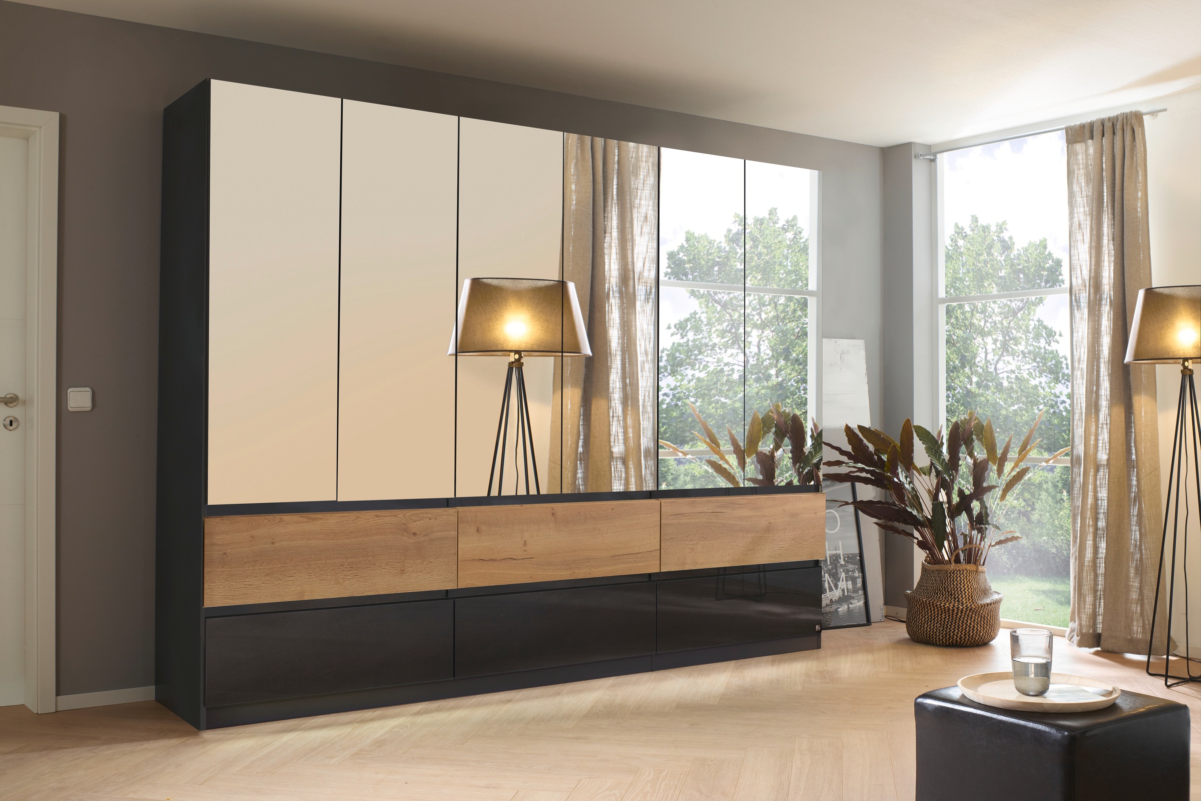 rauch Drehtürenschrank "Winnipeg" grifflose Front, Schubkästen m. Griffmuld günstig online kaufen