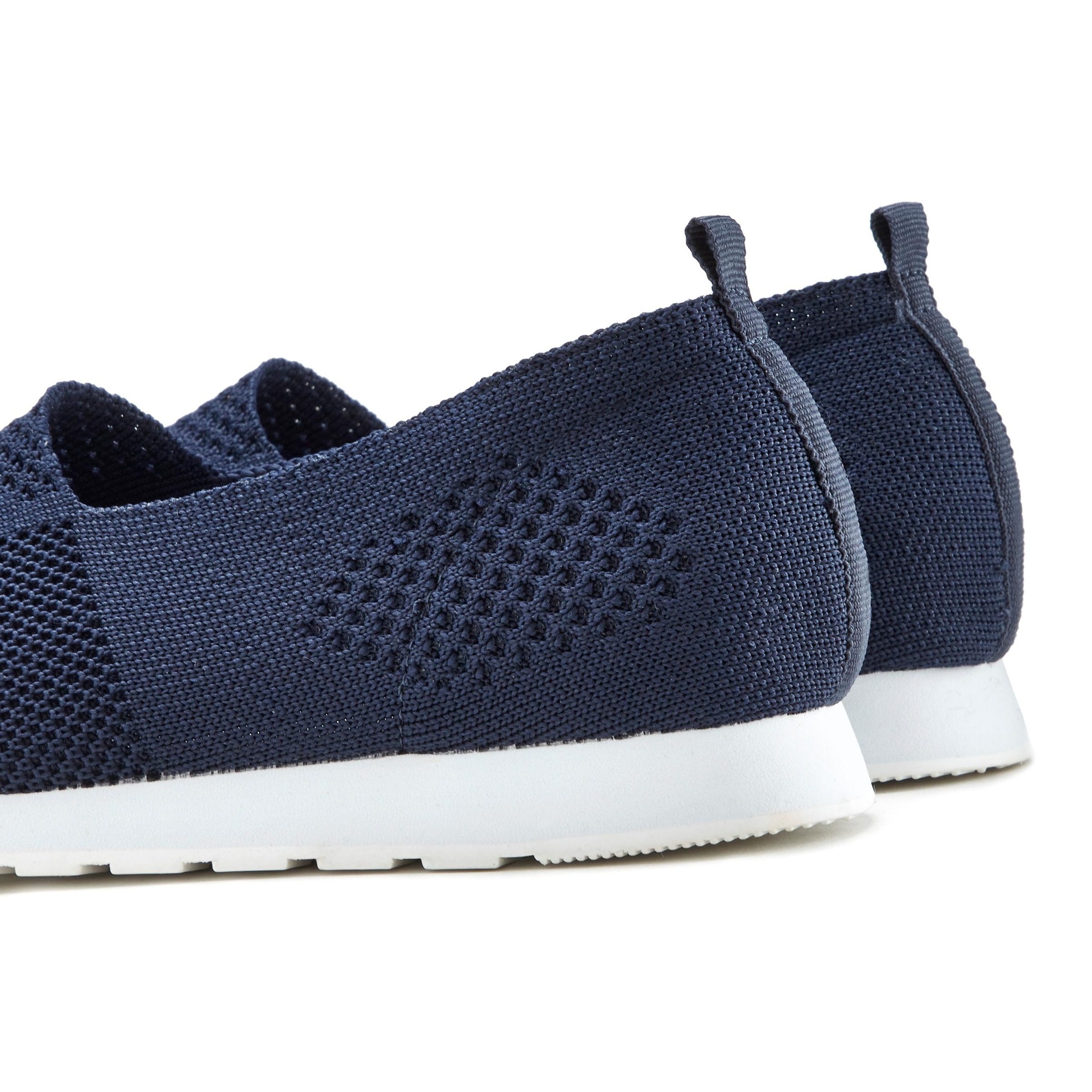 LASCANA Sneaker, Slipper aus Textil VEGAN
