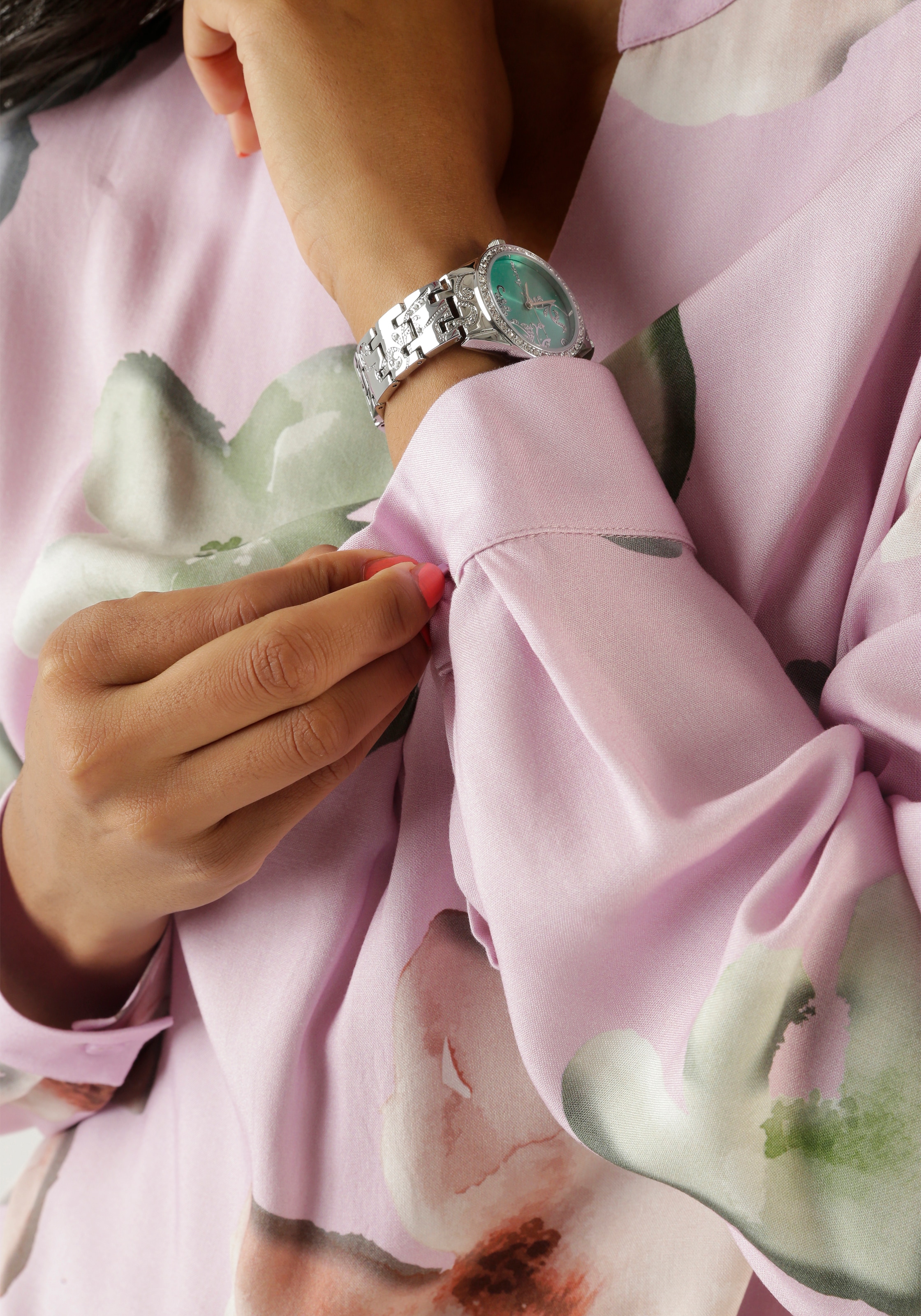 Aniston SELECTED Schlupfbluse, mit ausdrucksvollen und malerischen Blumendruck