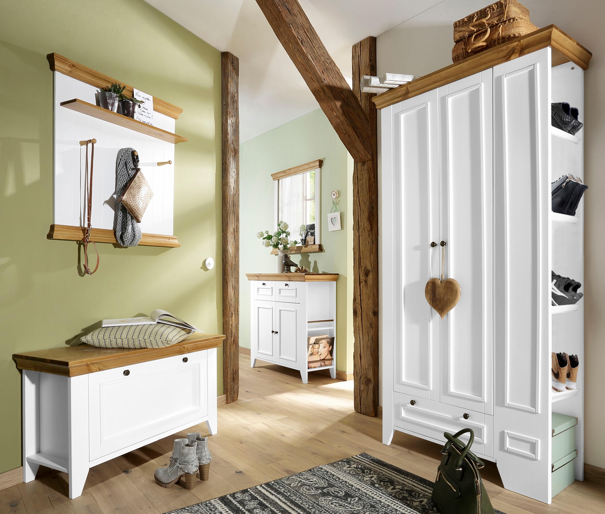 Home affaire Garderobenschrank »Skandinavia«, aus massiver im Online-Shop Kiefer kaufen