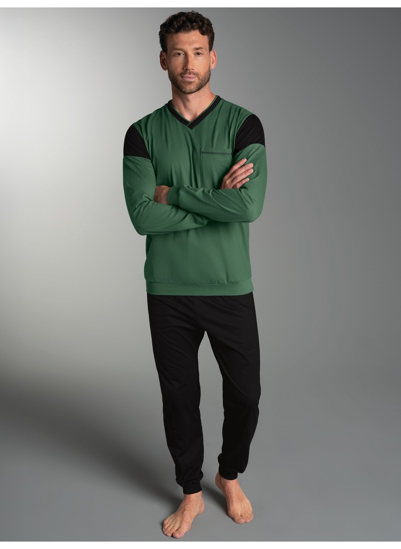 Trigema Schlafanzug »TRIGEMA Schlafanzug in modischem Design« 1 tlg.