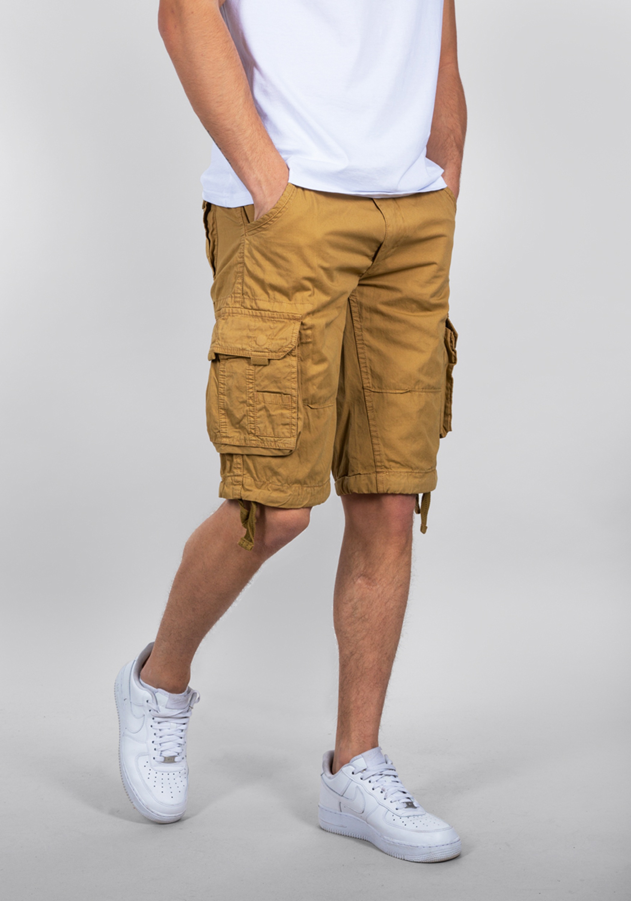 4. Bild von Alpha Industries Shorts »Alpha Industries Men - Shorts Jet Short«