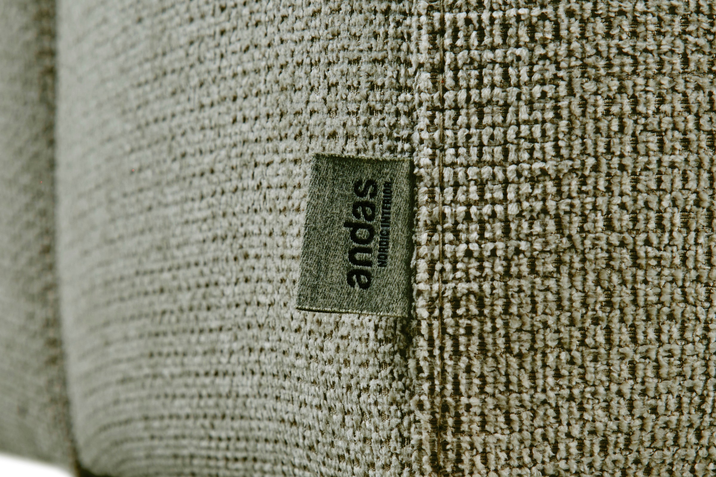 andas 3-Sitzer »Linkka, Breite 237 cm«, in einem weichen Chenille-Stoff, mit Wellenunterfederung