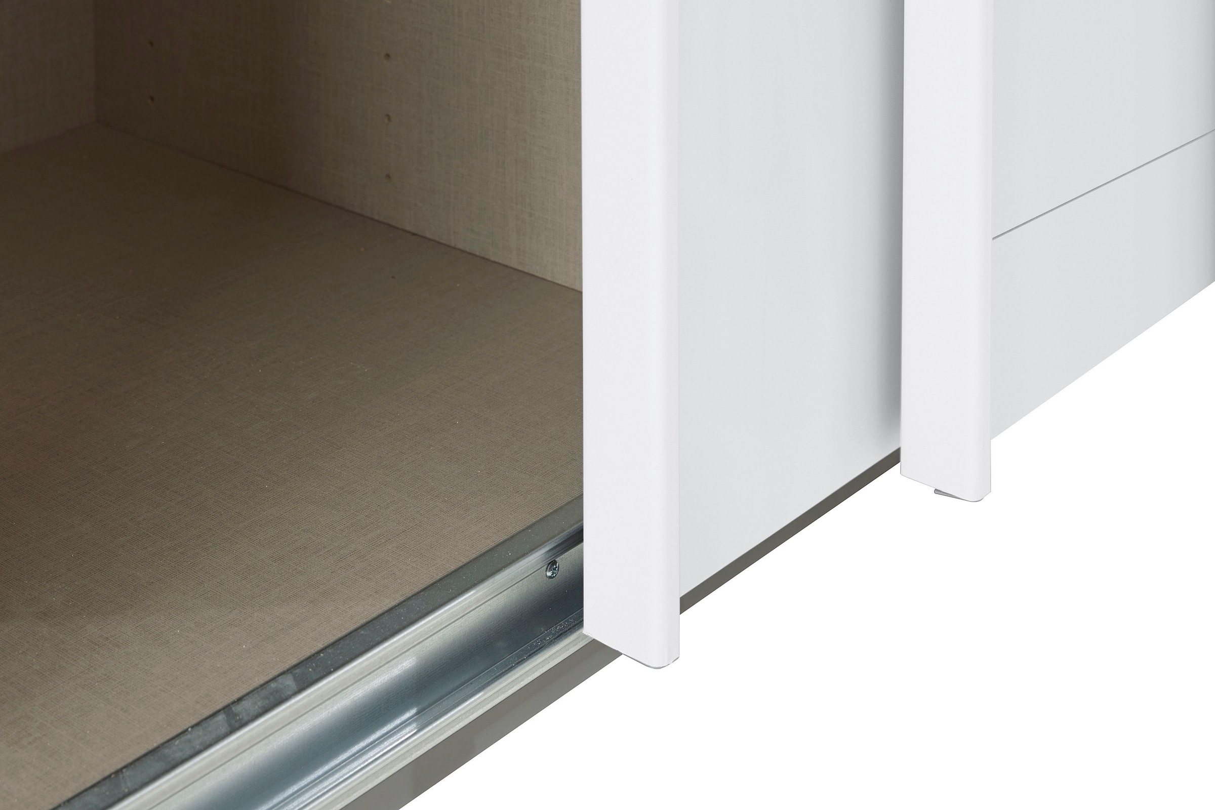 rauch Schwebetürenschrank »Kleiderschrank Schrank Garderobe TOPSELLER OTELI inkl. Inneneinteilung«, mit 3 Innenschubladen sowie zusätzlichen Einlegeböden MADE IN GERMANY