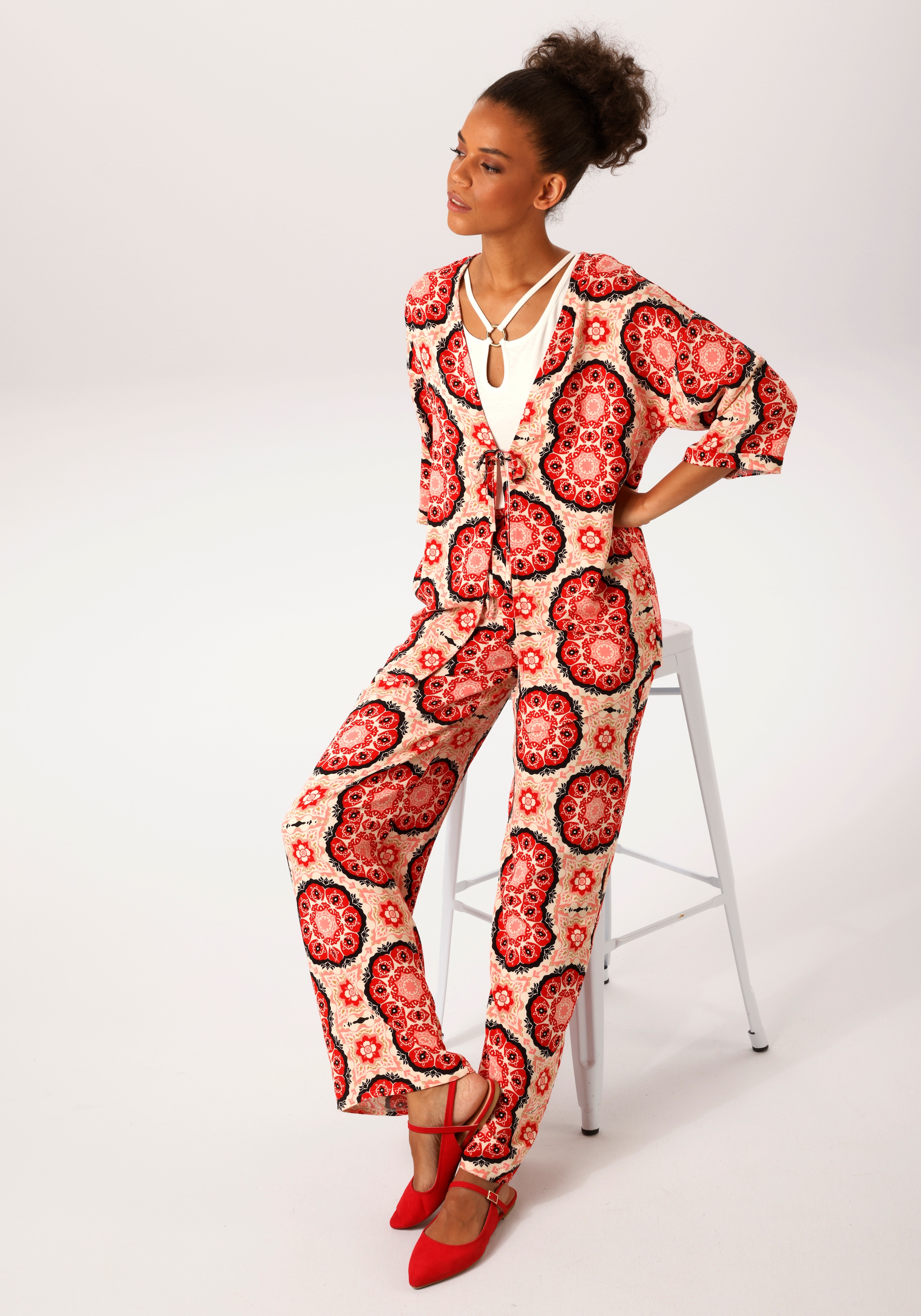 Aniston CASUAL Blusenkimono mit fantasievollem Mandala-Druck
