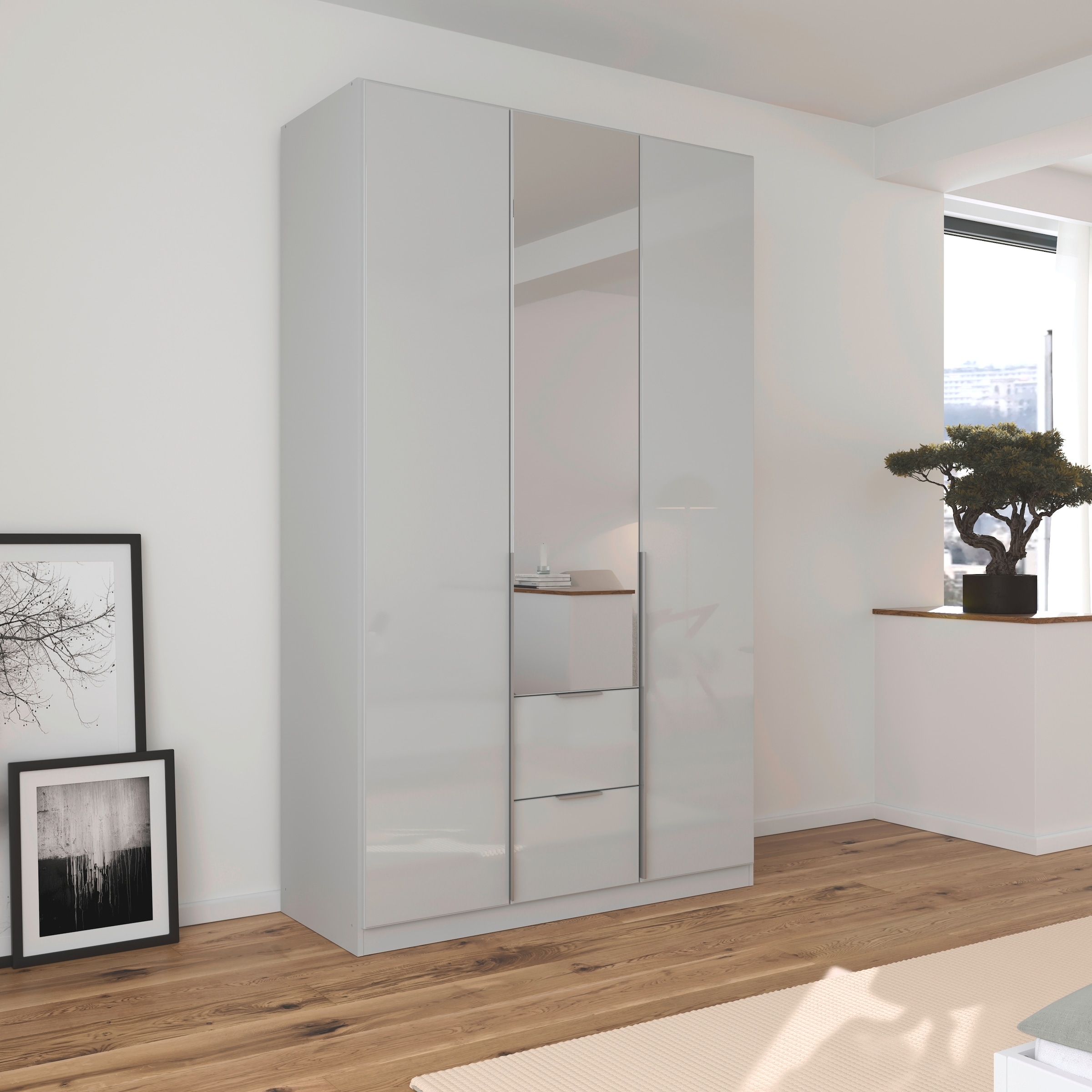 rauch Drehtürenschrank »Kleiderschrank Kleiderschränke Schrank Garderobe AGORDO mit Glasfront«, (in zwei Griff-Farben mit Glasfront), mit Außenschubkästen, in 6 Breiten und 2 Höhen MADE IN GERMANY